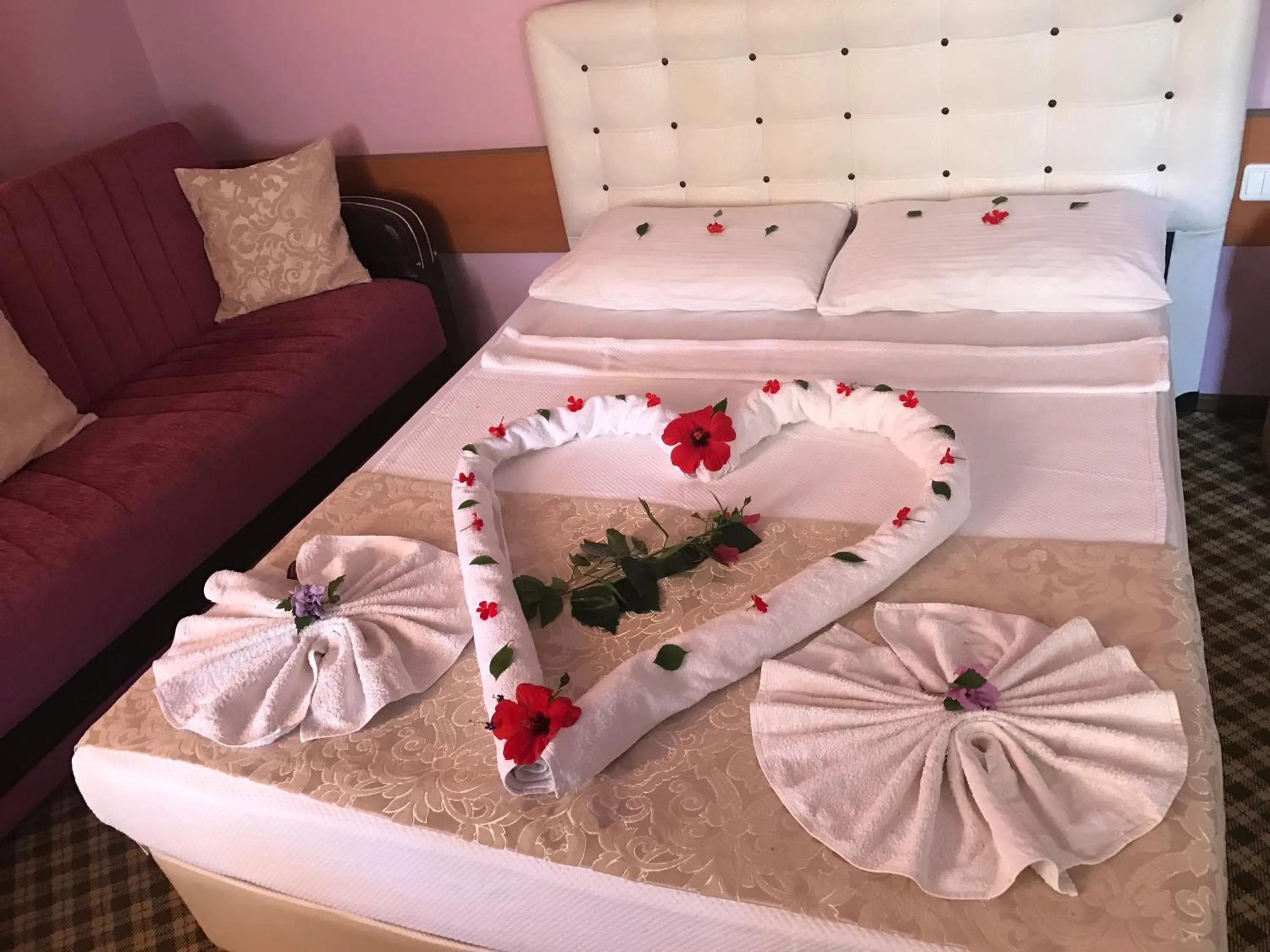 Bed in Hotel Karyatit Kaleici