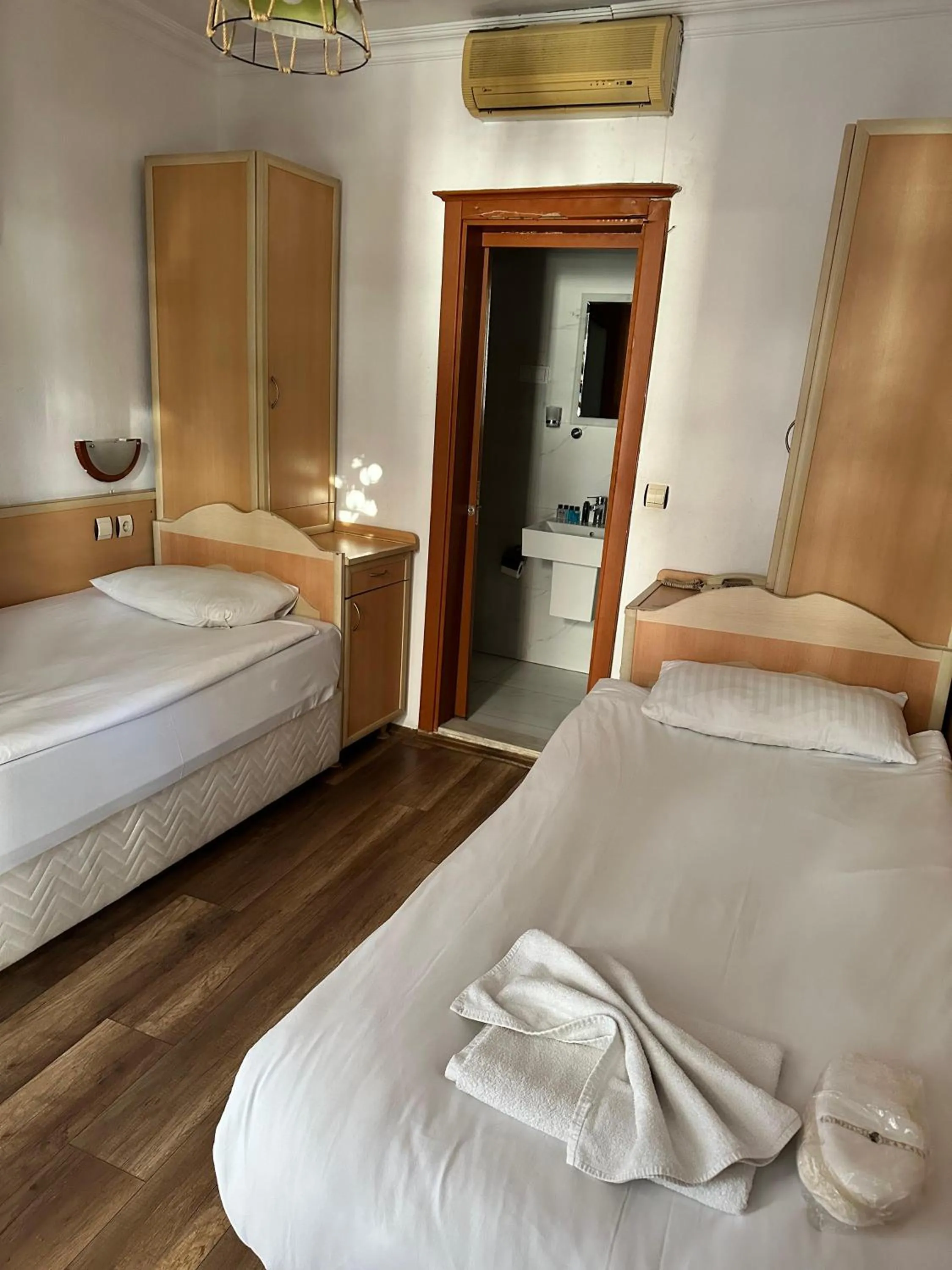 Bed in Hotel Karyatit Kaleici