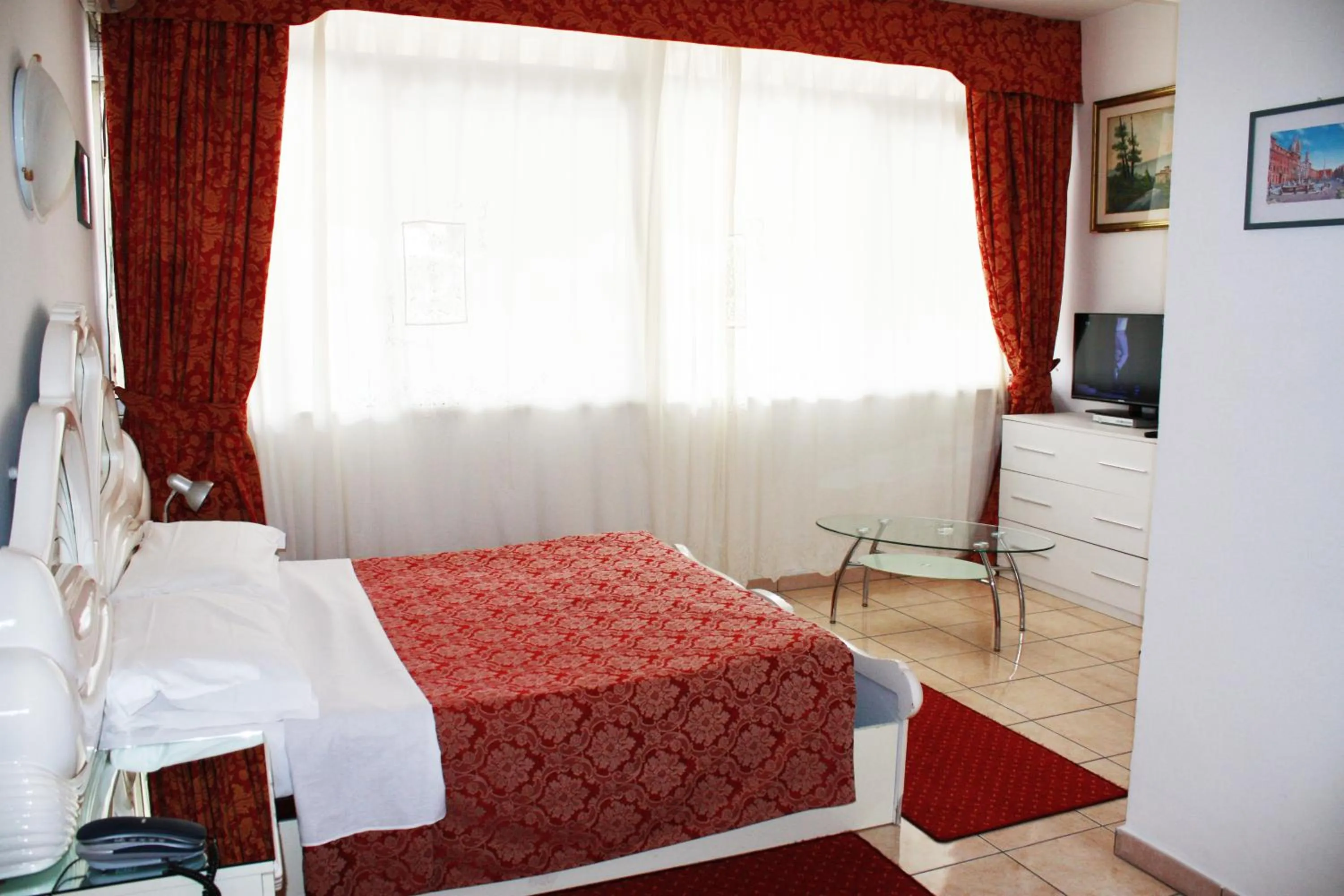 Bed in Hotel Giulietta e Romeo