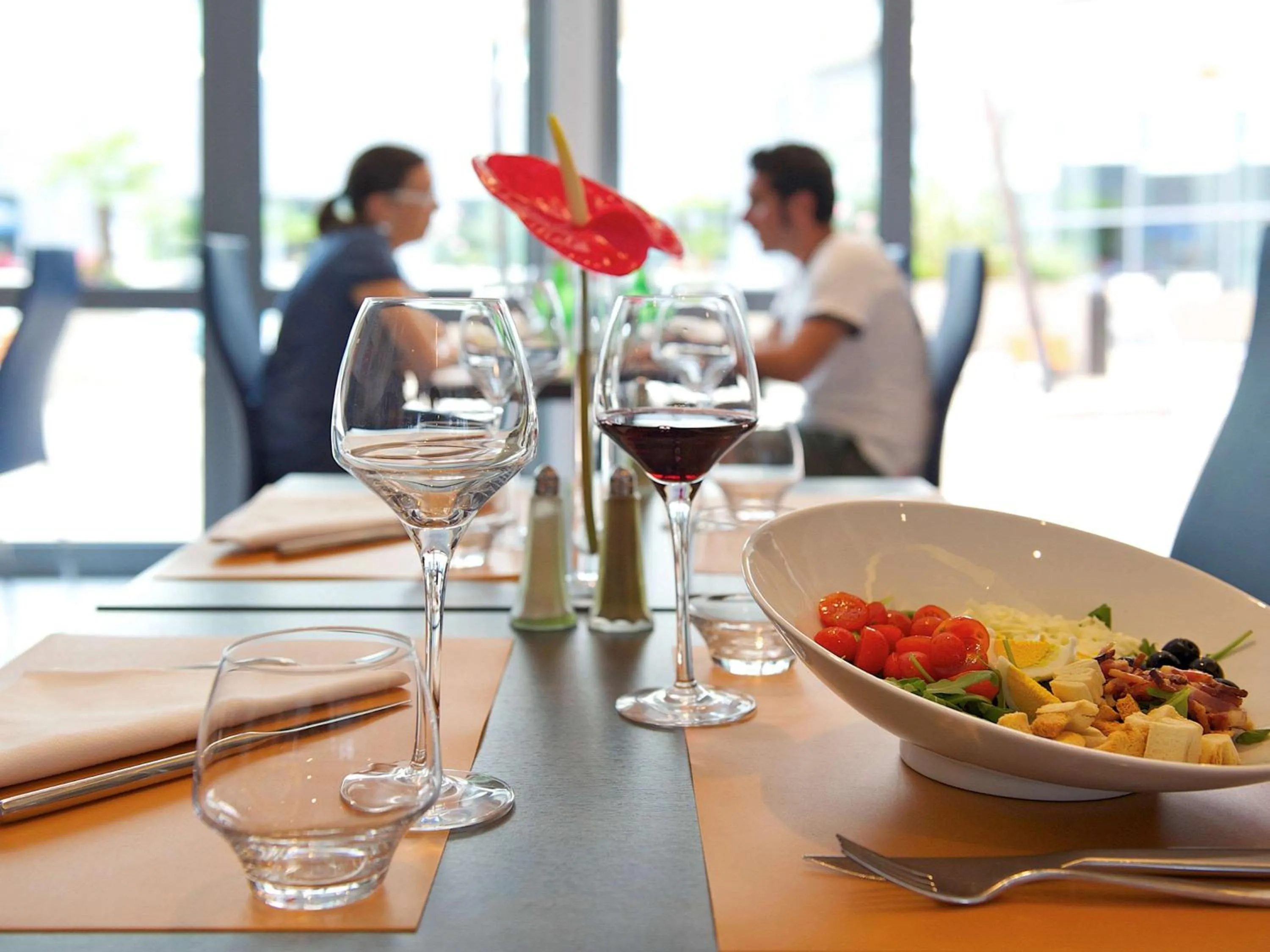 Restaurant/places to eat in Novotel Milano Malpensa Aeroporto