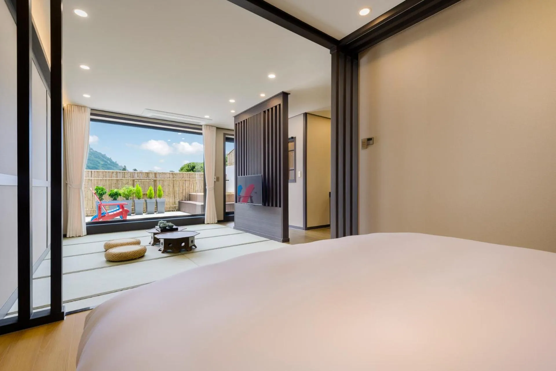 Living room, Bed in Hotel HaruSida