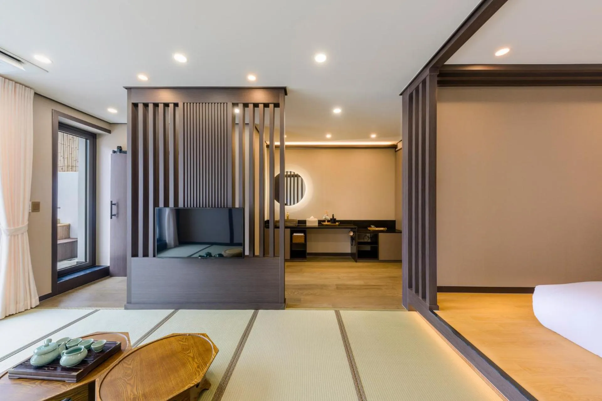 Living room, Bed in Hotel HaruSida