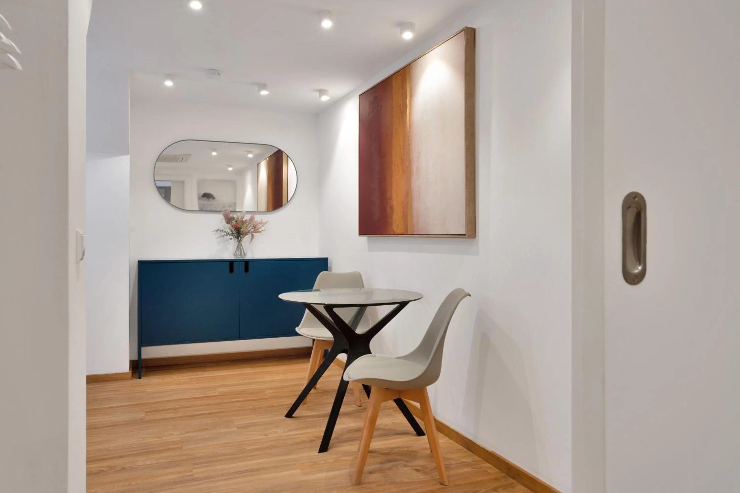 Seating area in easy-flat Hauptplatz - City Center Apartments with a Kitchen