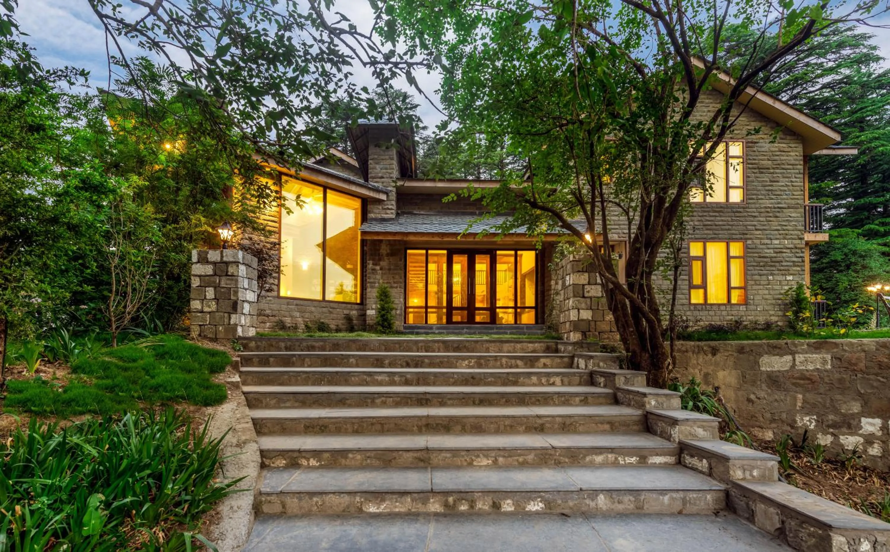 Facade/entrance in Hotel Eagles Nest