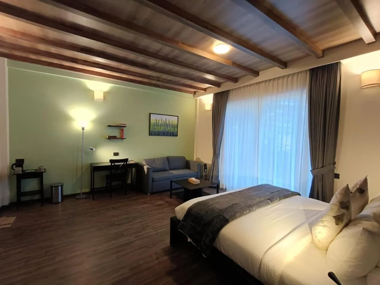 Bed in Hotel Eagles Nest