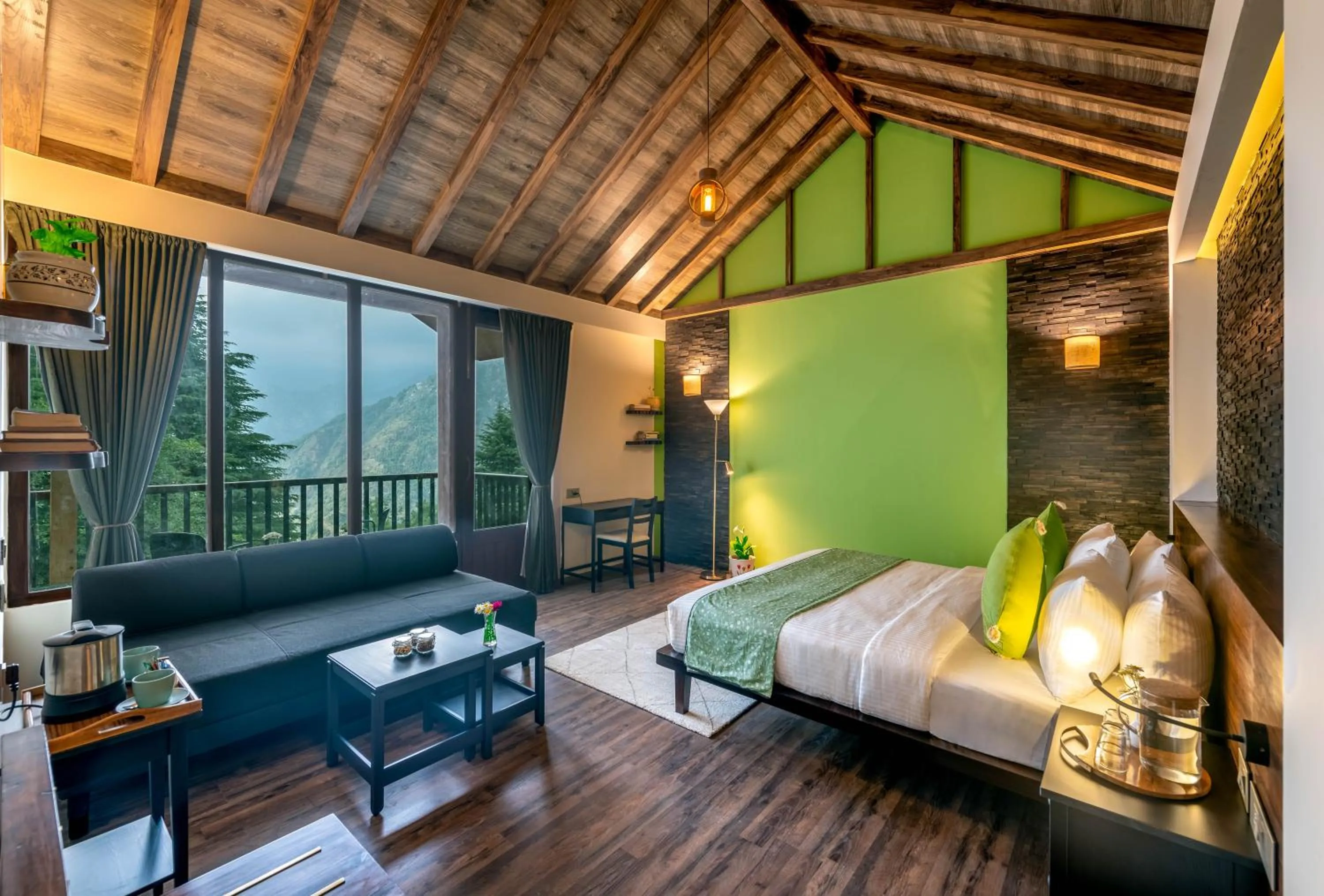 Bed in Hotel Eagles Nest