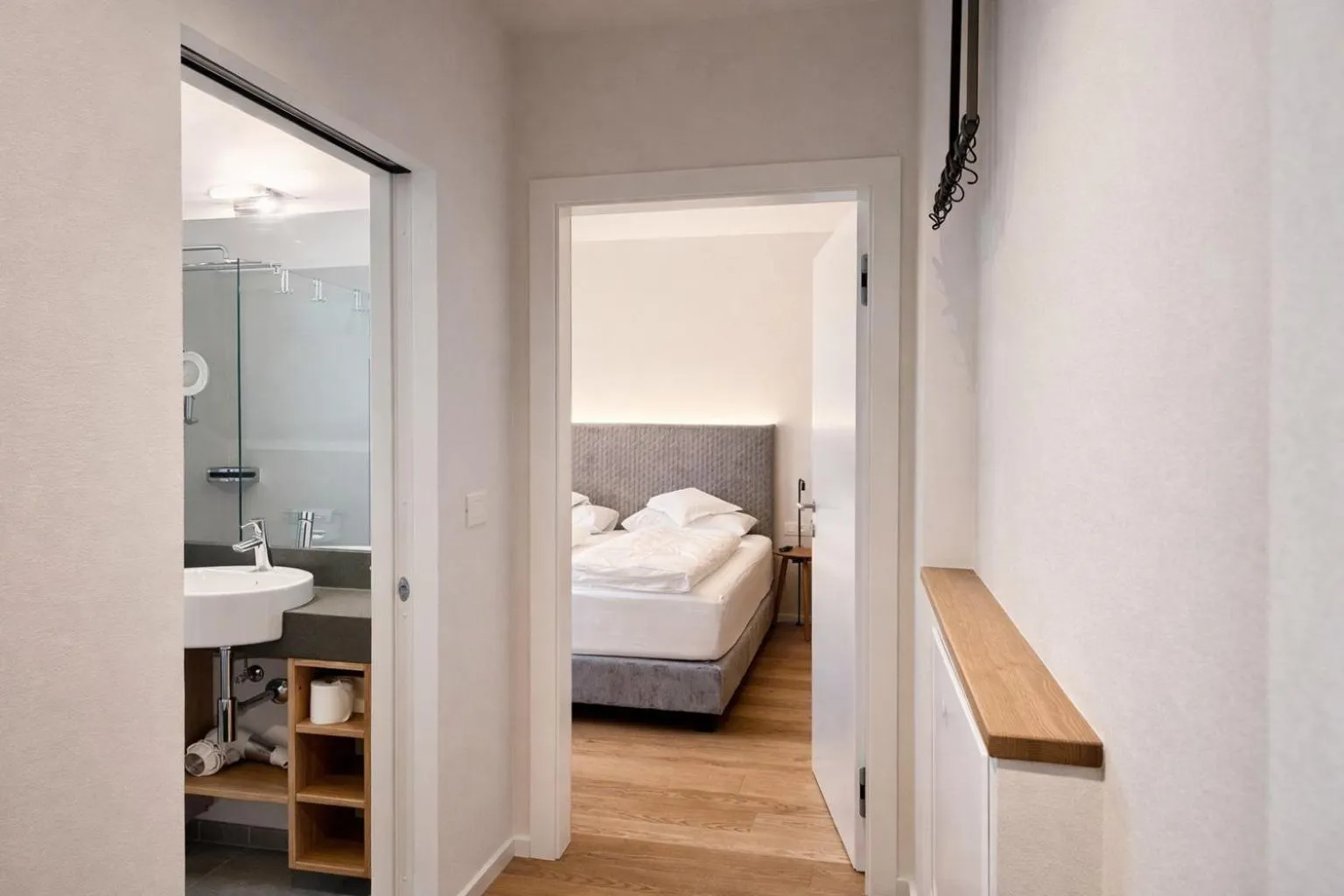 Photo of the whole room, Bed in Hotel Gartenresidence Zea Curtis