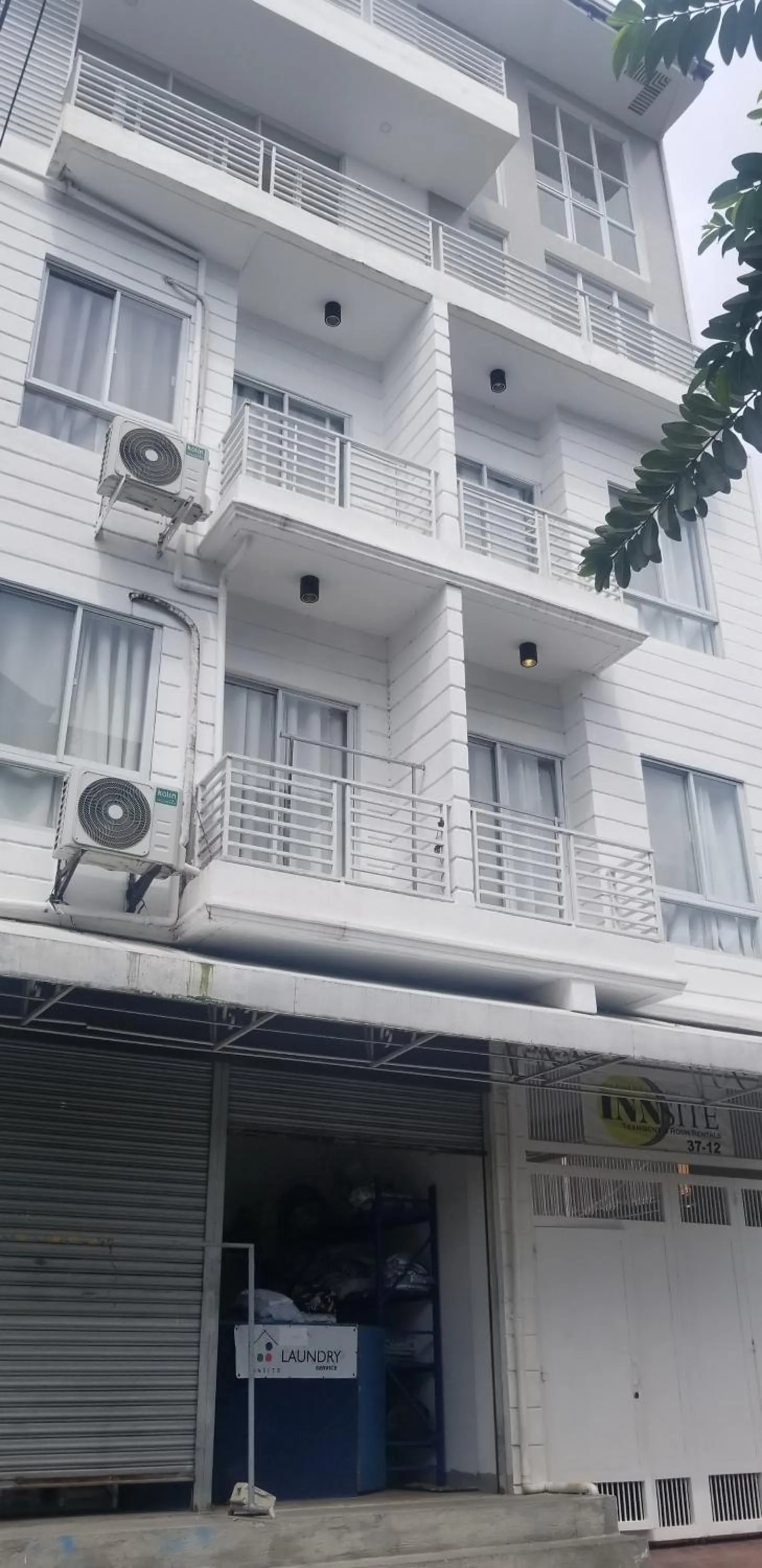 Property building in Innsite Room Rentals