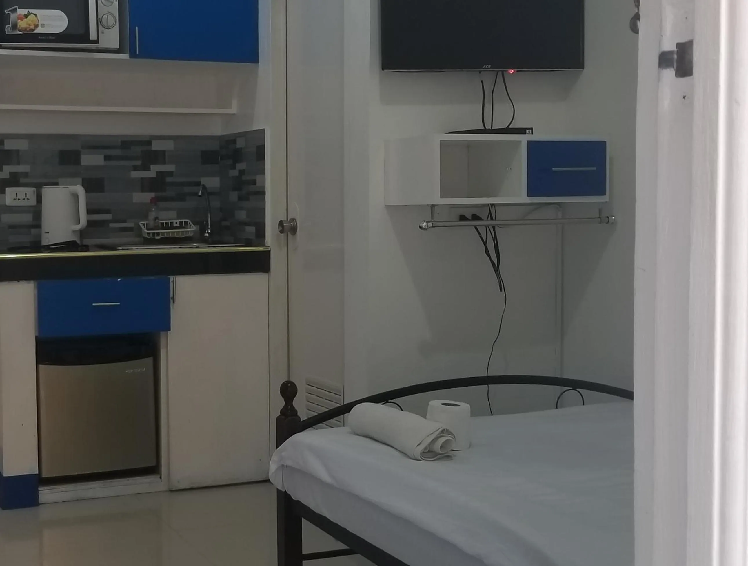 Bed in Innsite Room Rentals