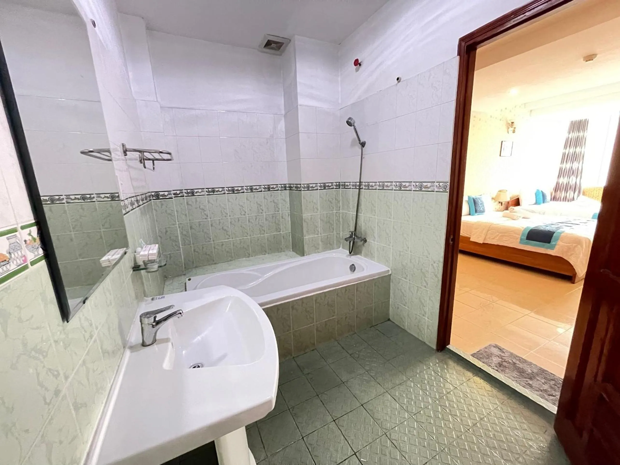 Bathroom in KHÁCH SẠN HỒNG PHÁT