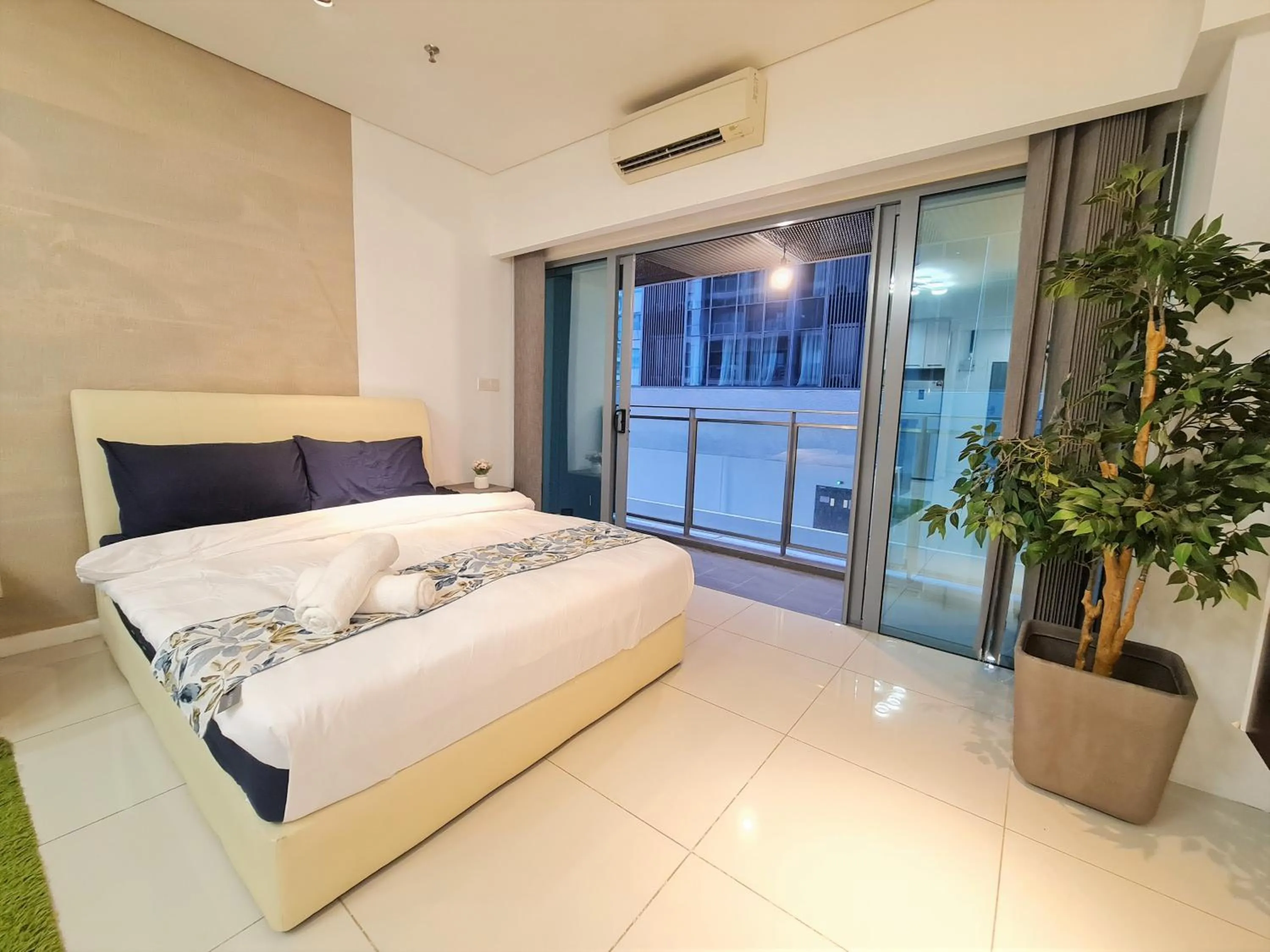 Summer Suites Apartment @KLCC by Sarah's Lodge