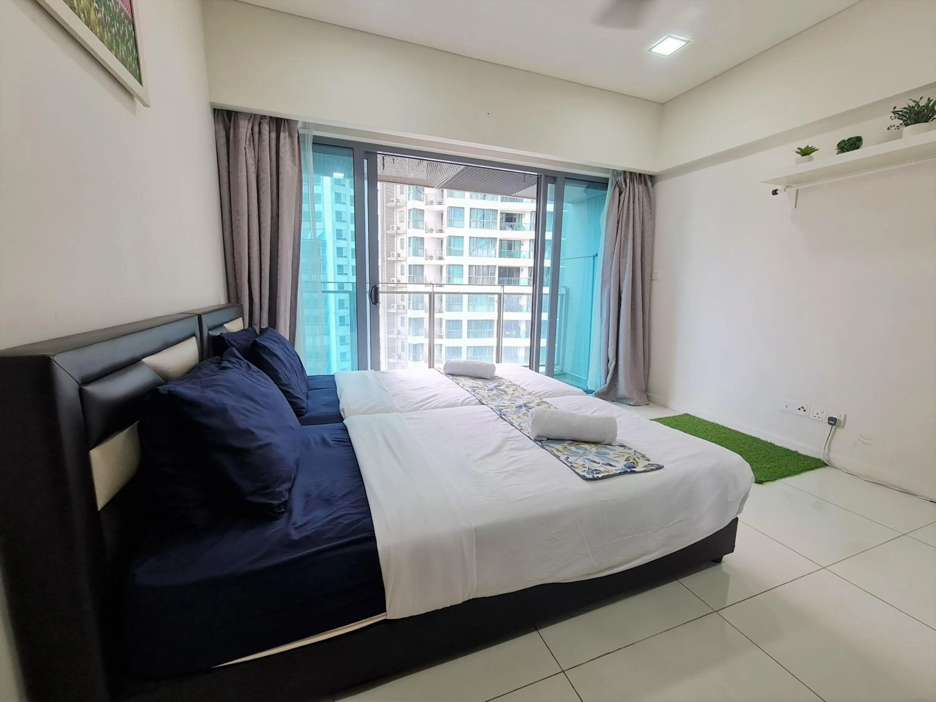 Summer Suites Apartment @KLCC by Sarah's Lodge