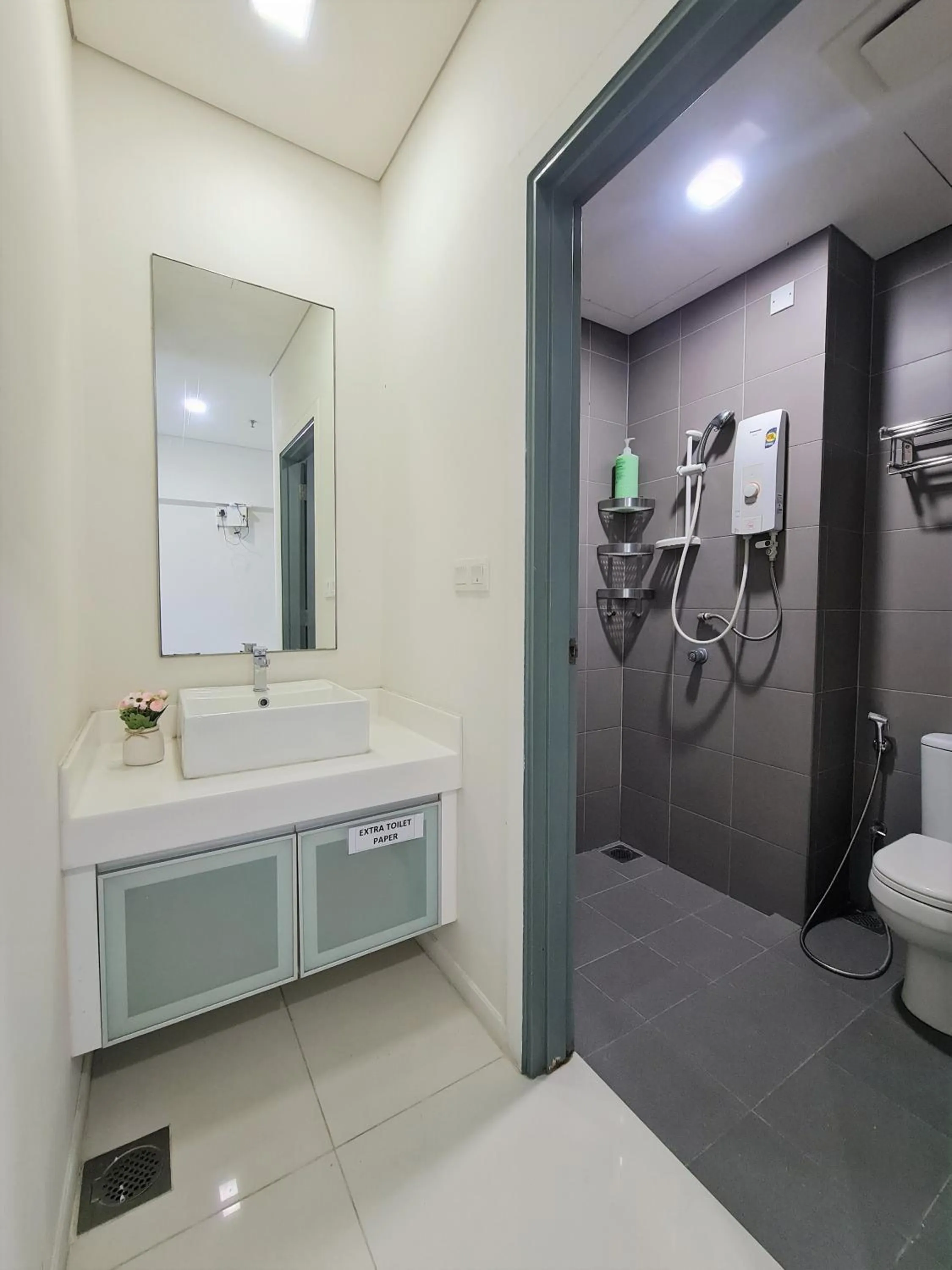 Bathroom in Summer Suites Apartment @KLCC by Sarah's Lodge