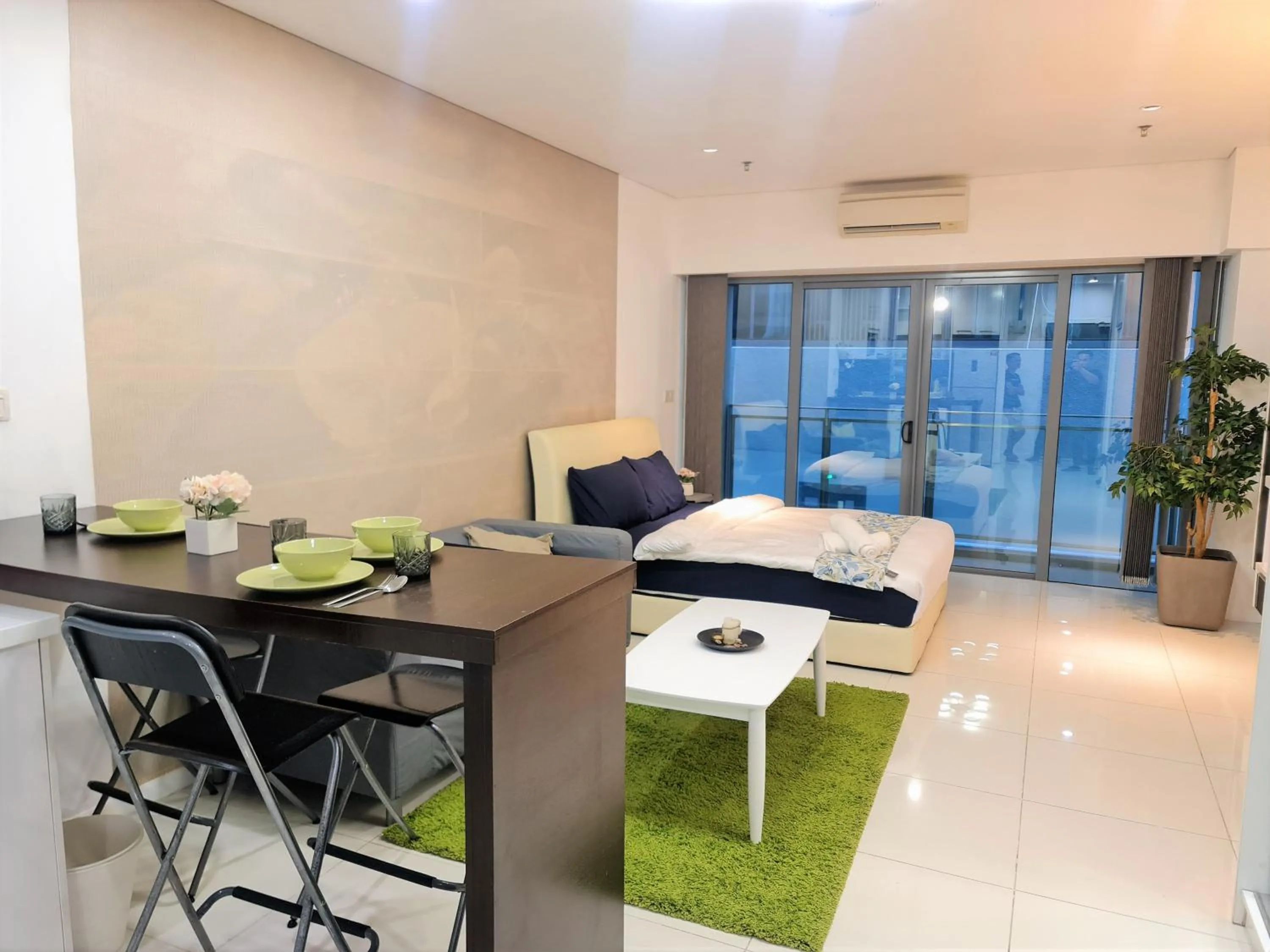 Summer Suites Apartment @KLCC by Sarah's Lodge