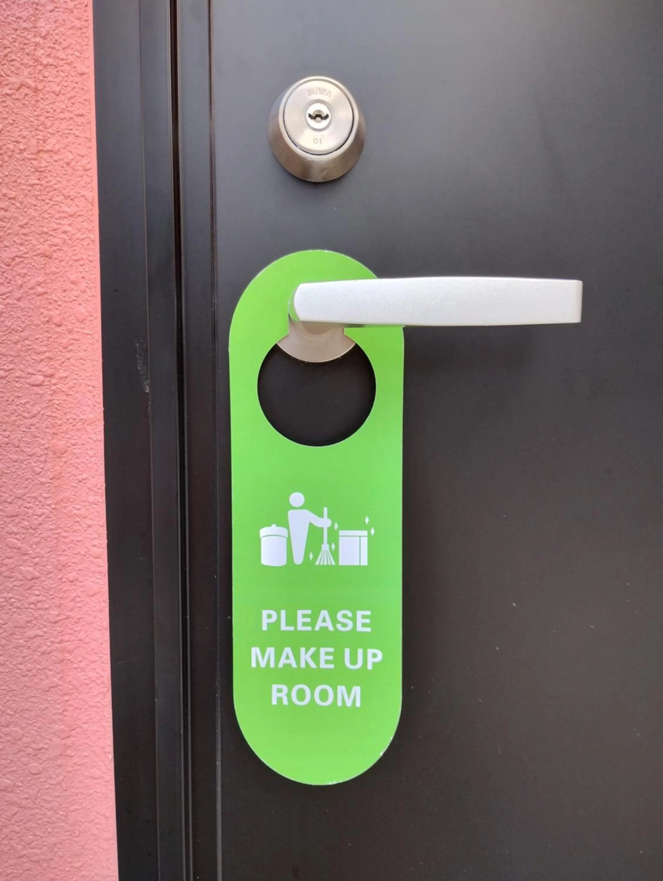 Text overlay in Hotel Little Swiss House