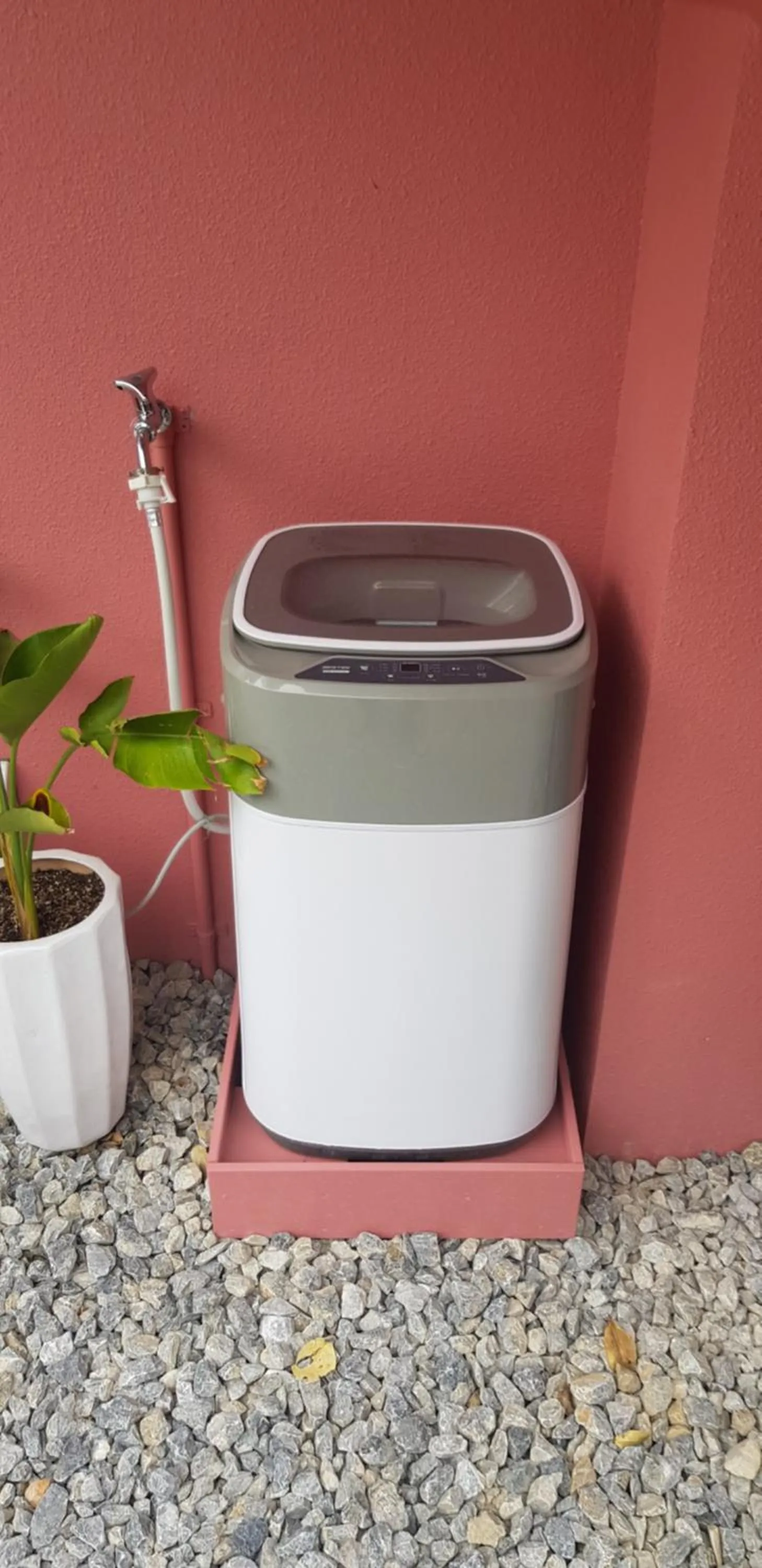 washing machine in Hotel Little Swiss House