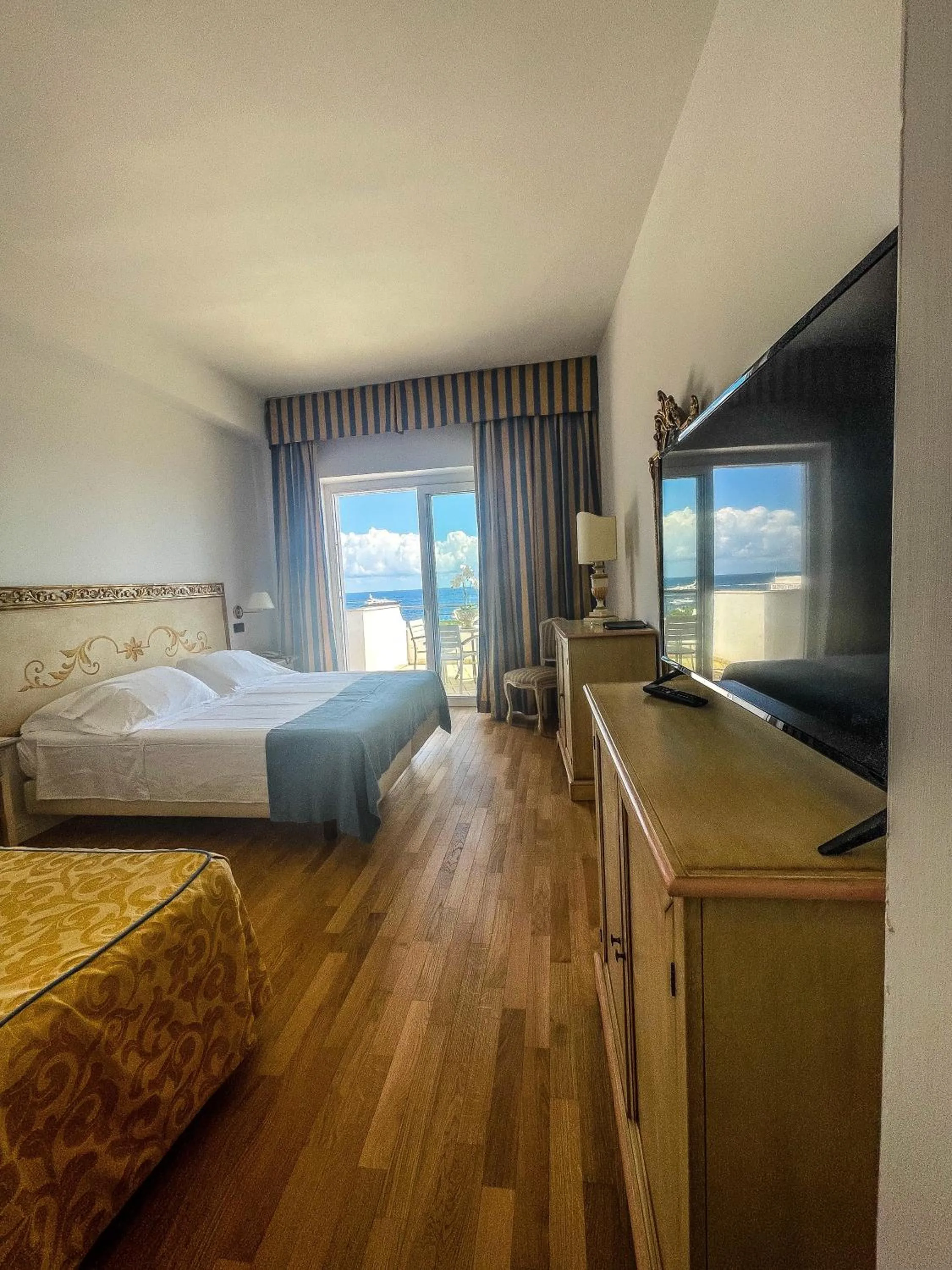 Bed in Punta Campanella Resort & Spa