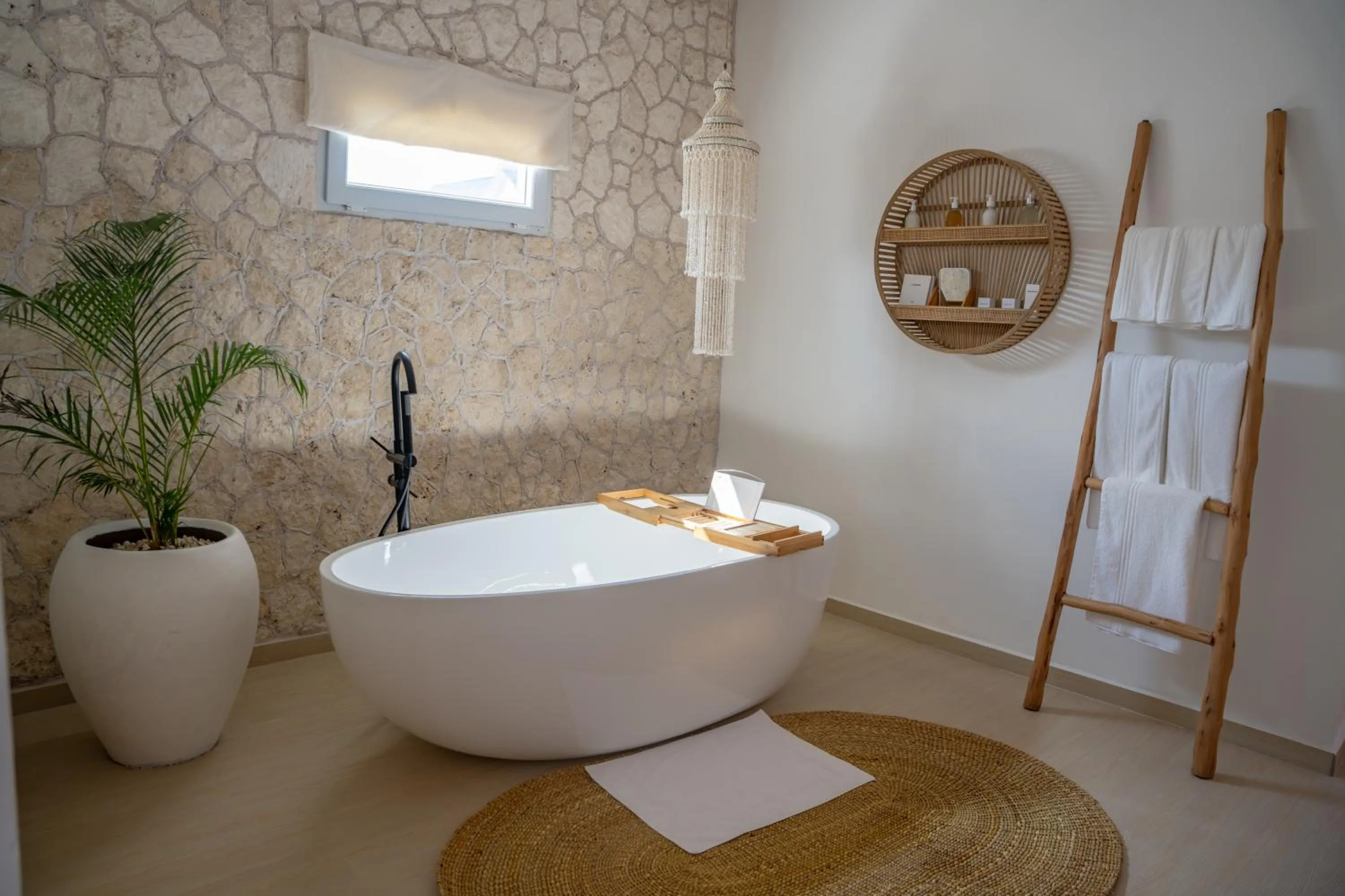 Bathroom in Alma Boutique Hotel