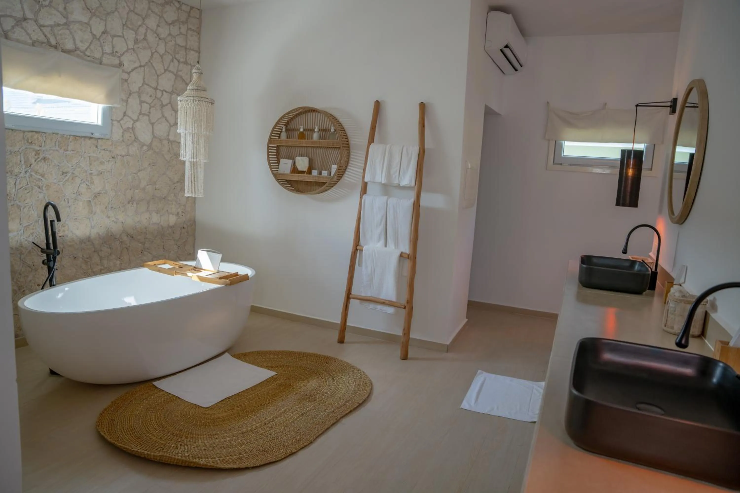 Bathroom in Alma Boutique Hotel