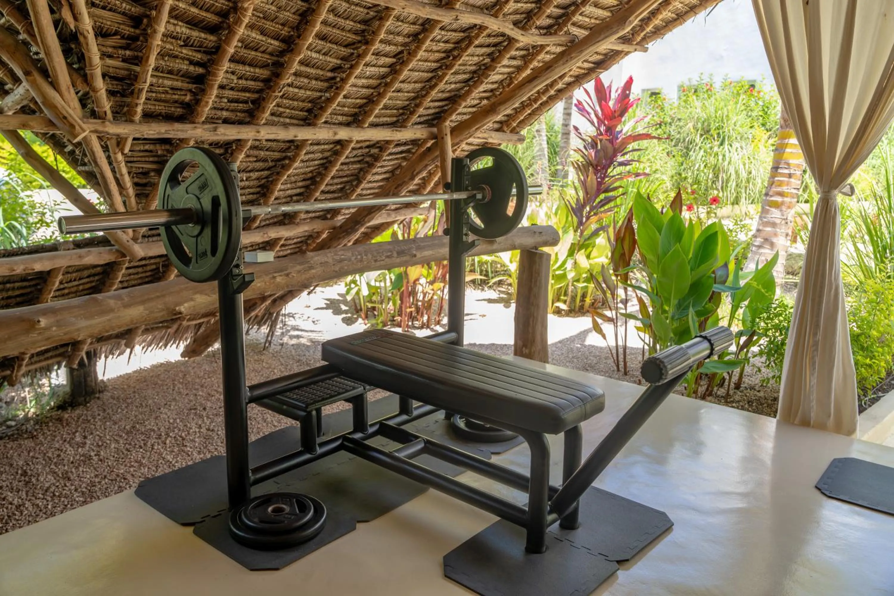 Fitness centre/facilities in Alma Boutique Hotel