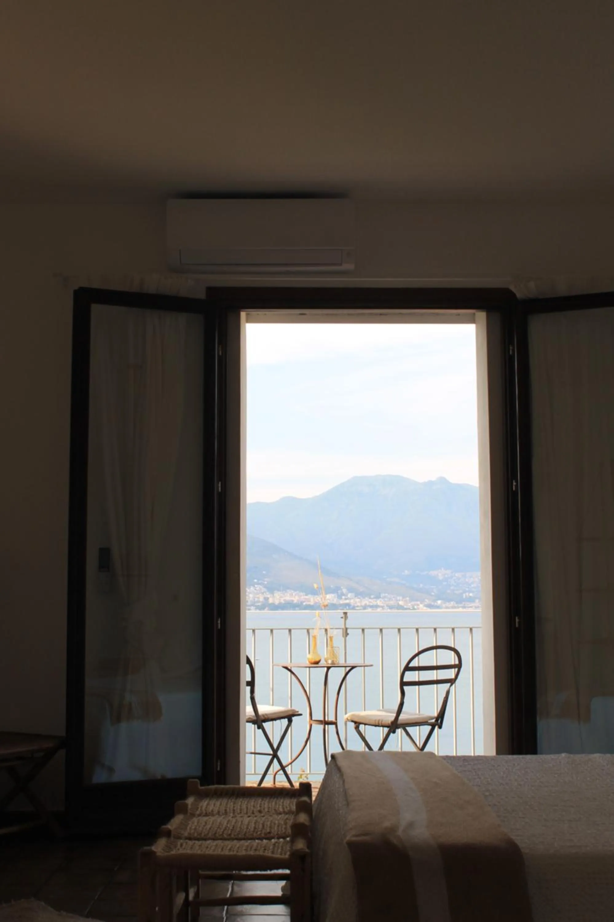 View (from property/room), Bed in Clori Gaeta