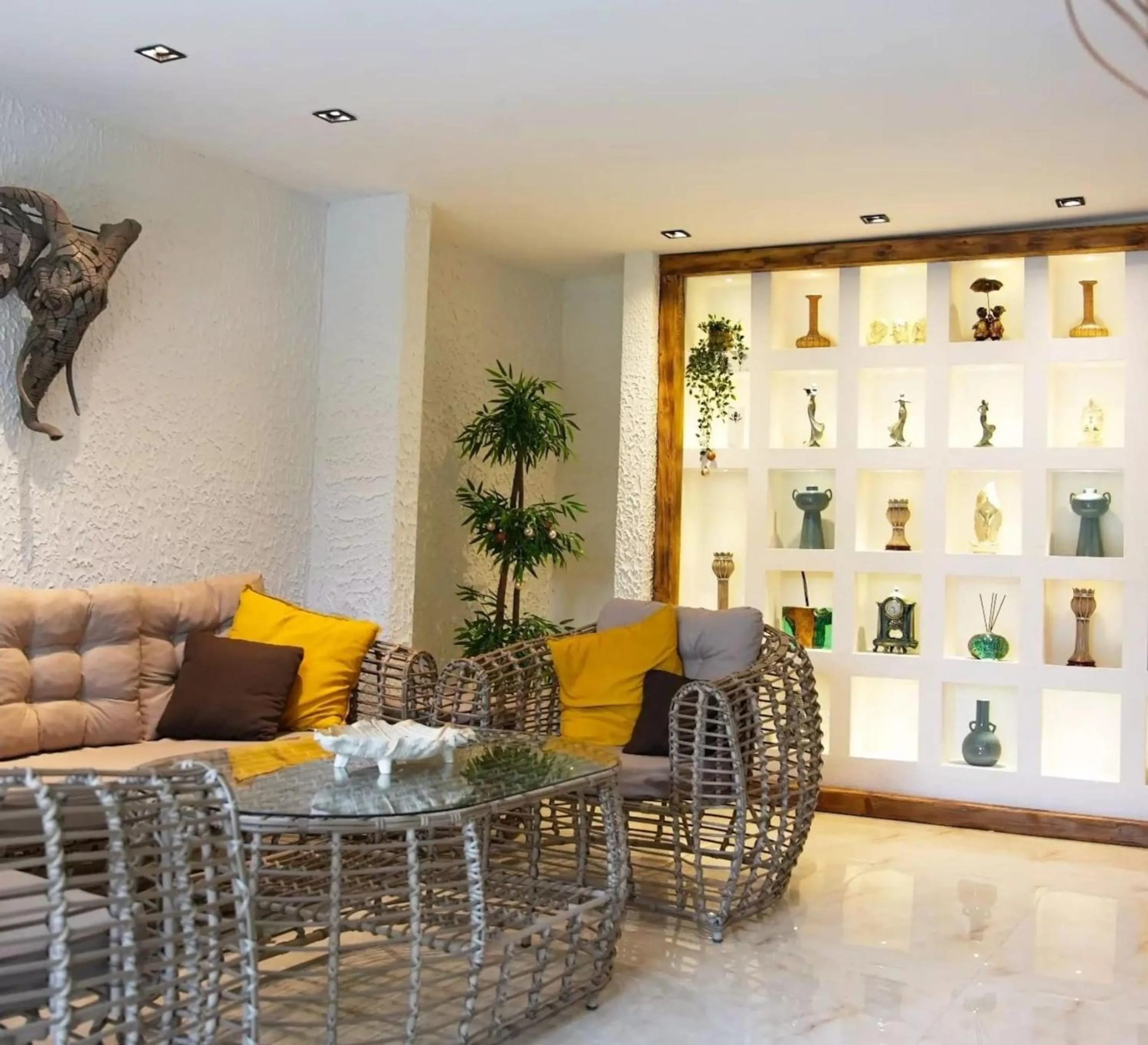 Seating area in Collesium Garden