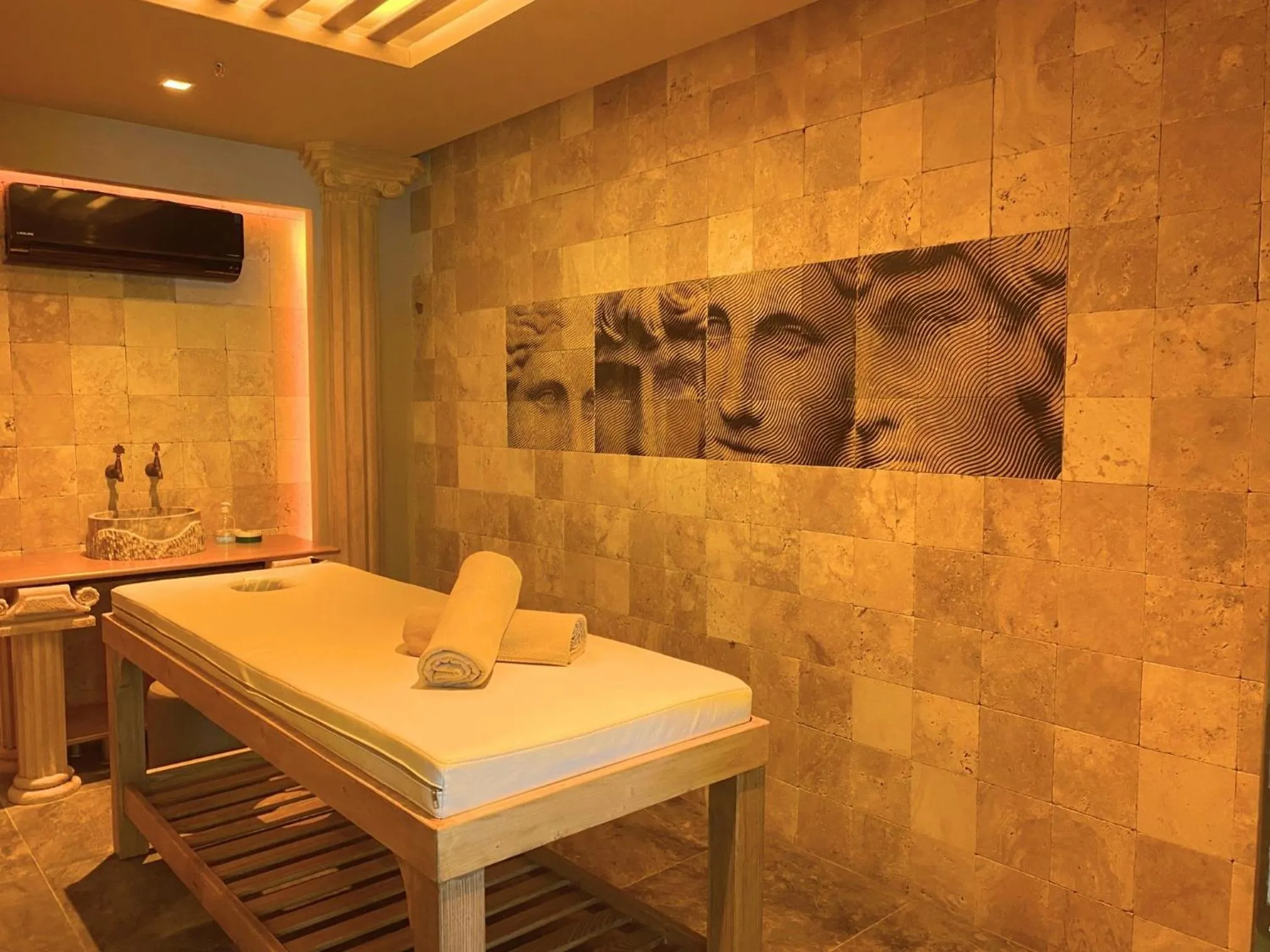 Seven For Life Thermal Hotel