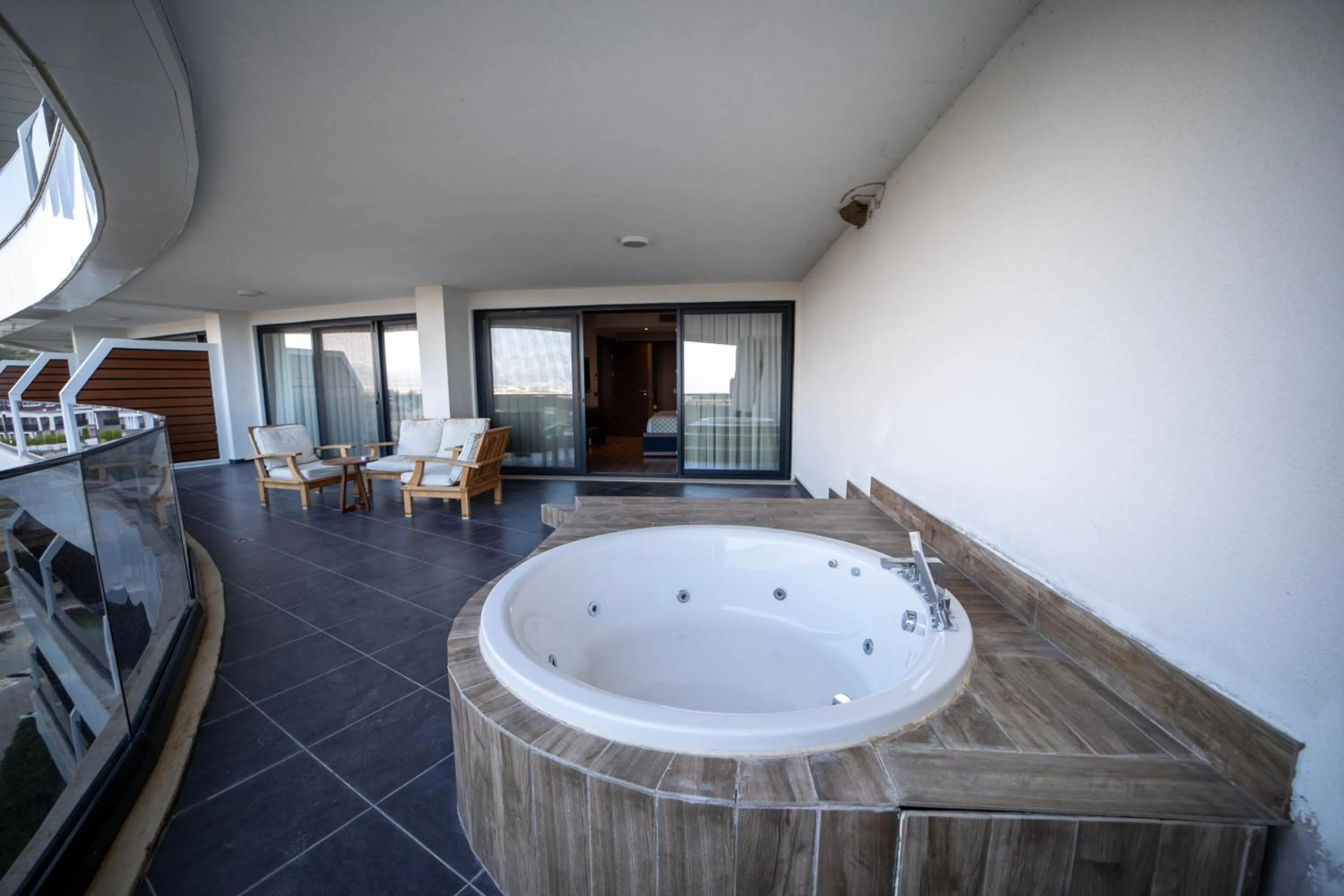 Bath in Seven For Life Thermal Hotel