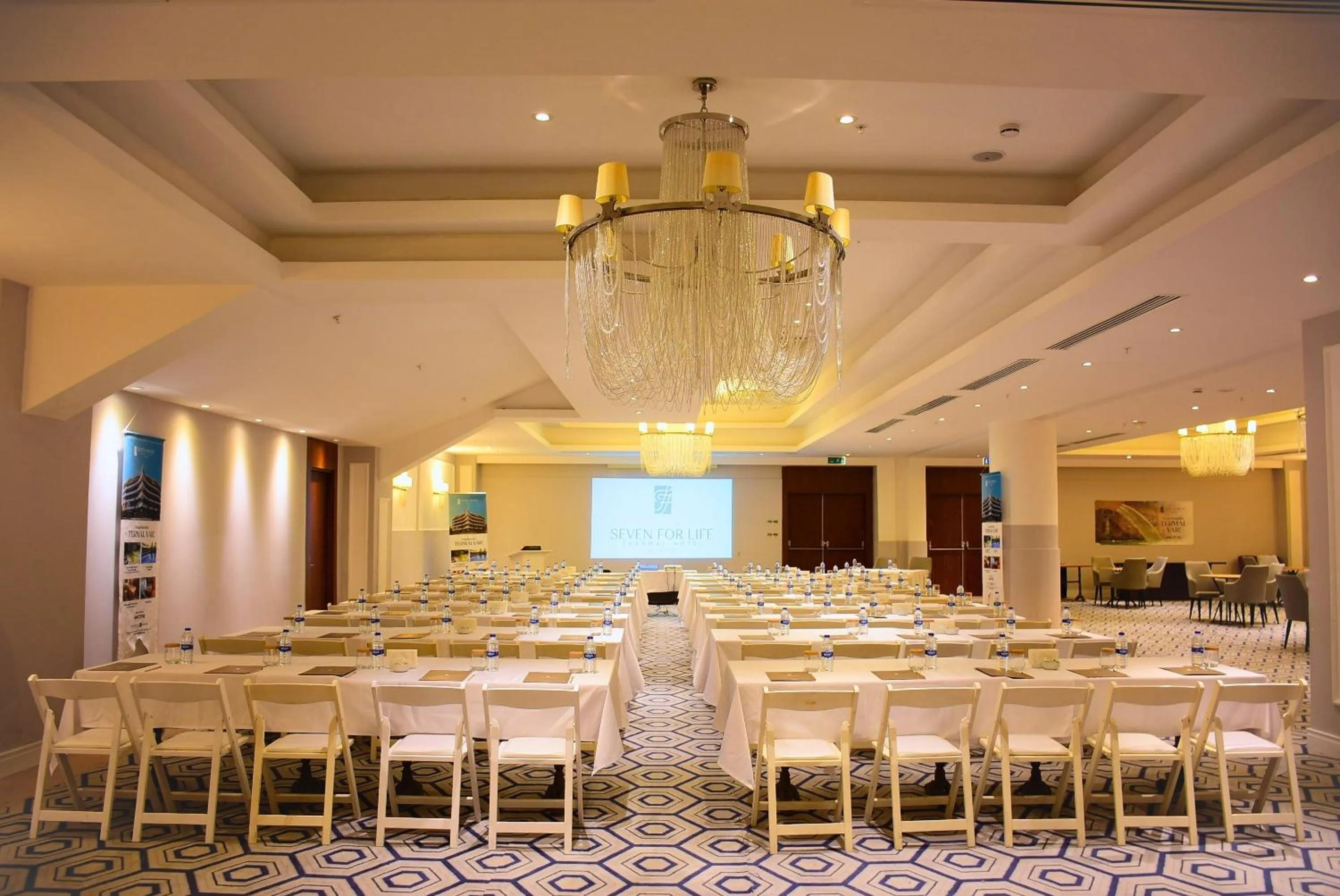 Seven For Life Thermal Hotel