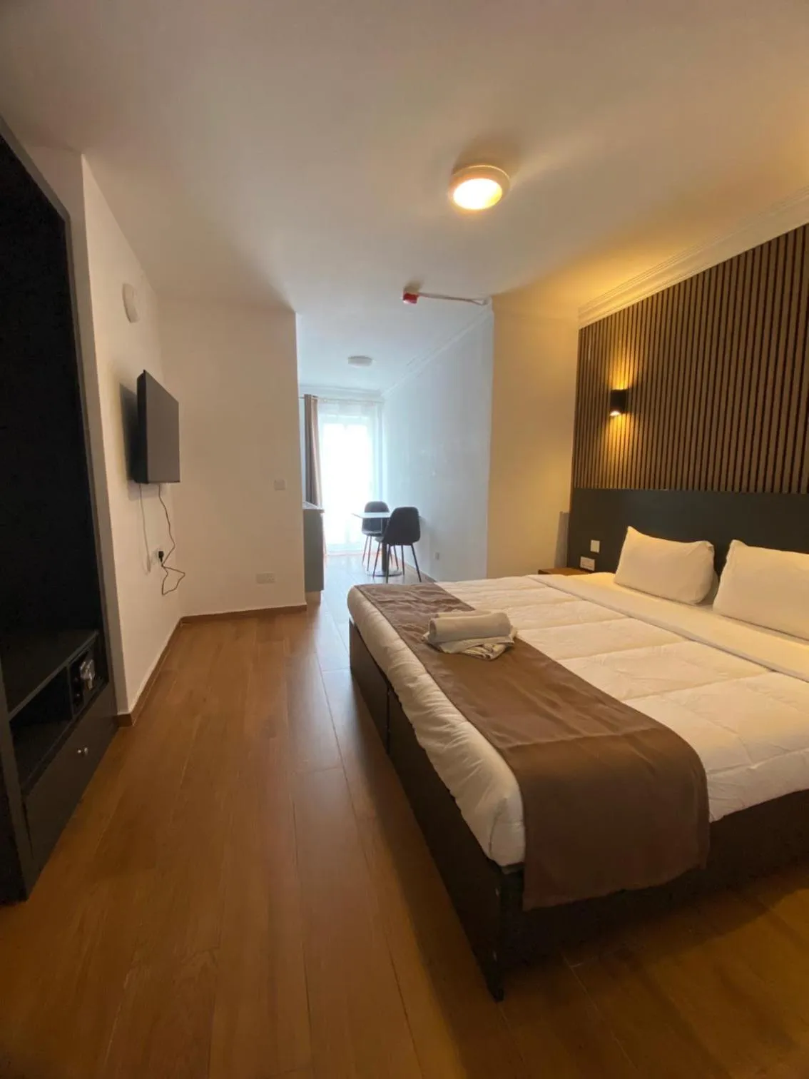 Bedroom, Bed in Marina Suites & apartments - Self catering - by Tritoni hotels