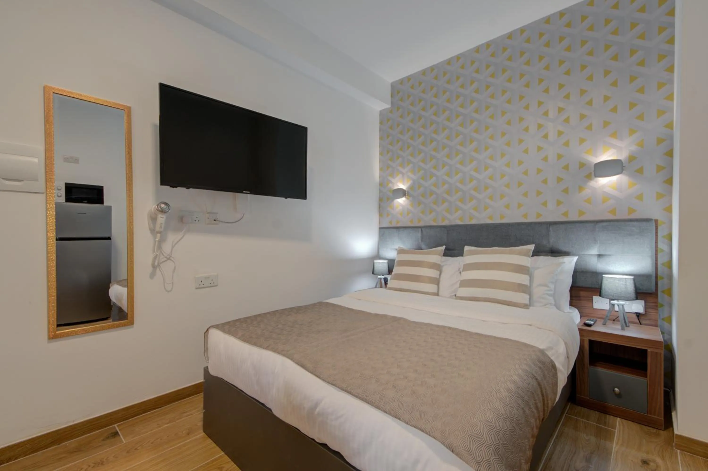 Bed in Marina Suites & apartments - Self catering - by Tritoni hotels