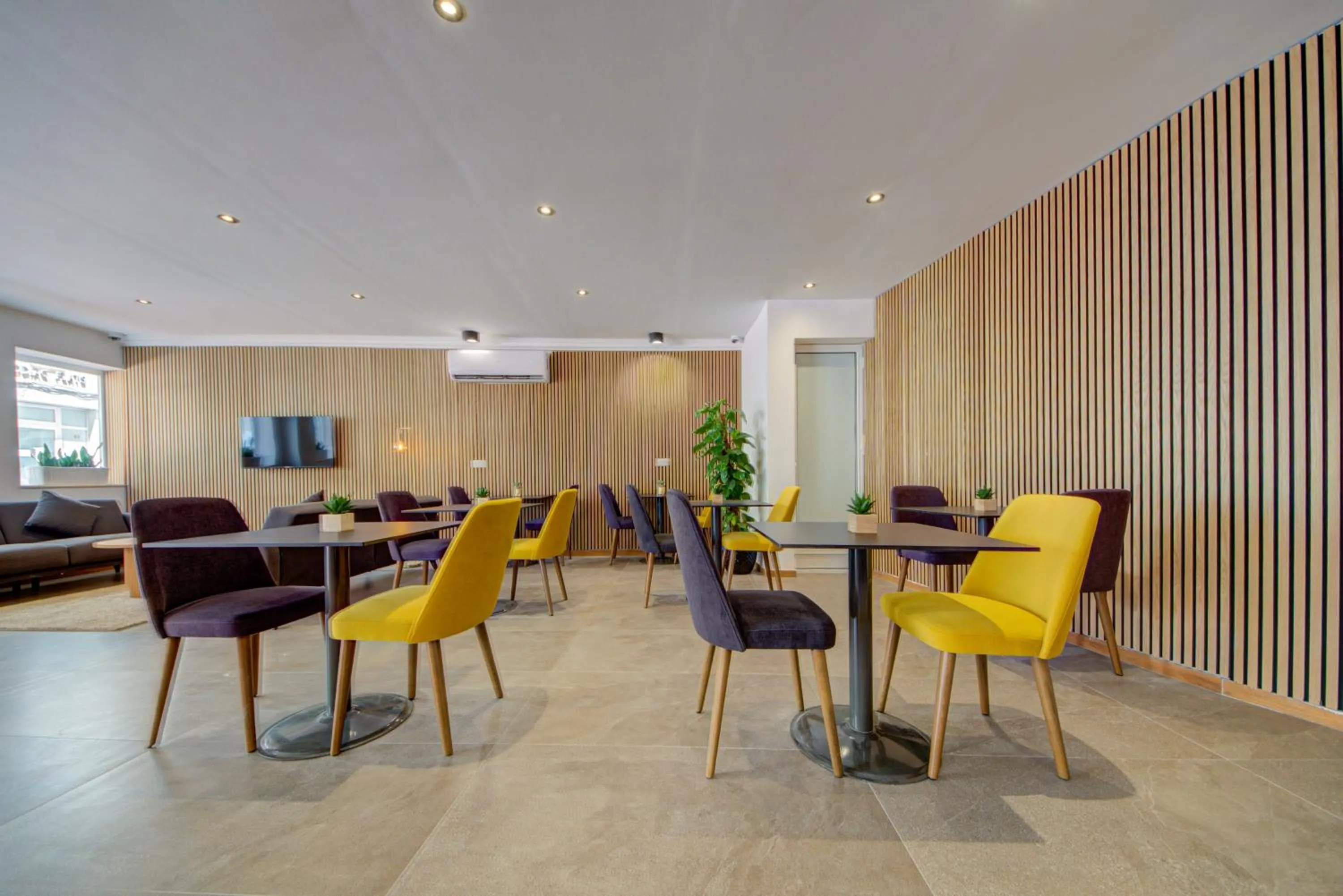 Living room in Marina Suites & apartments - Self catering - by Tritoni hotels