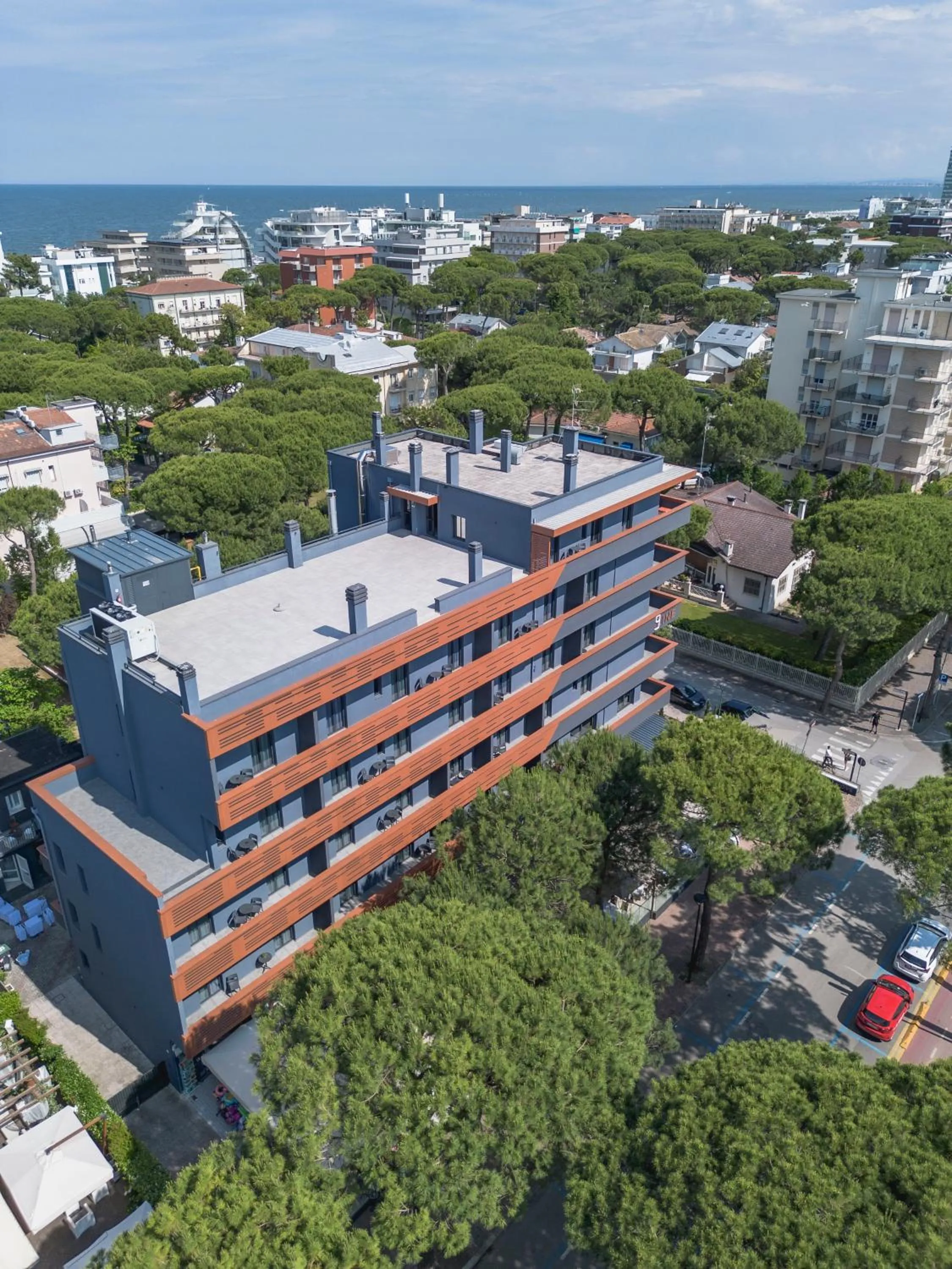 Day in Residence 9 Line