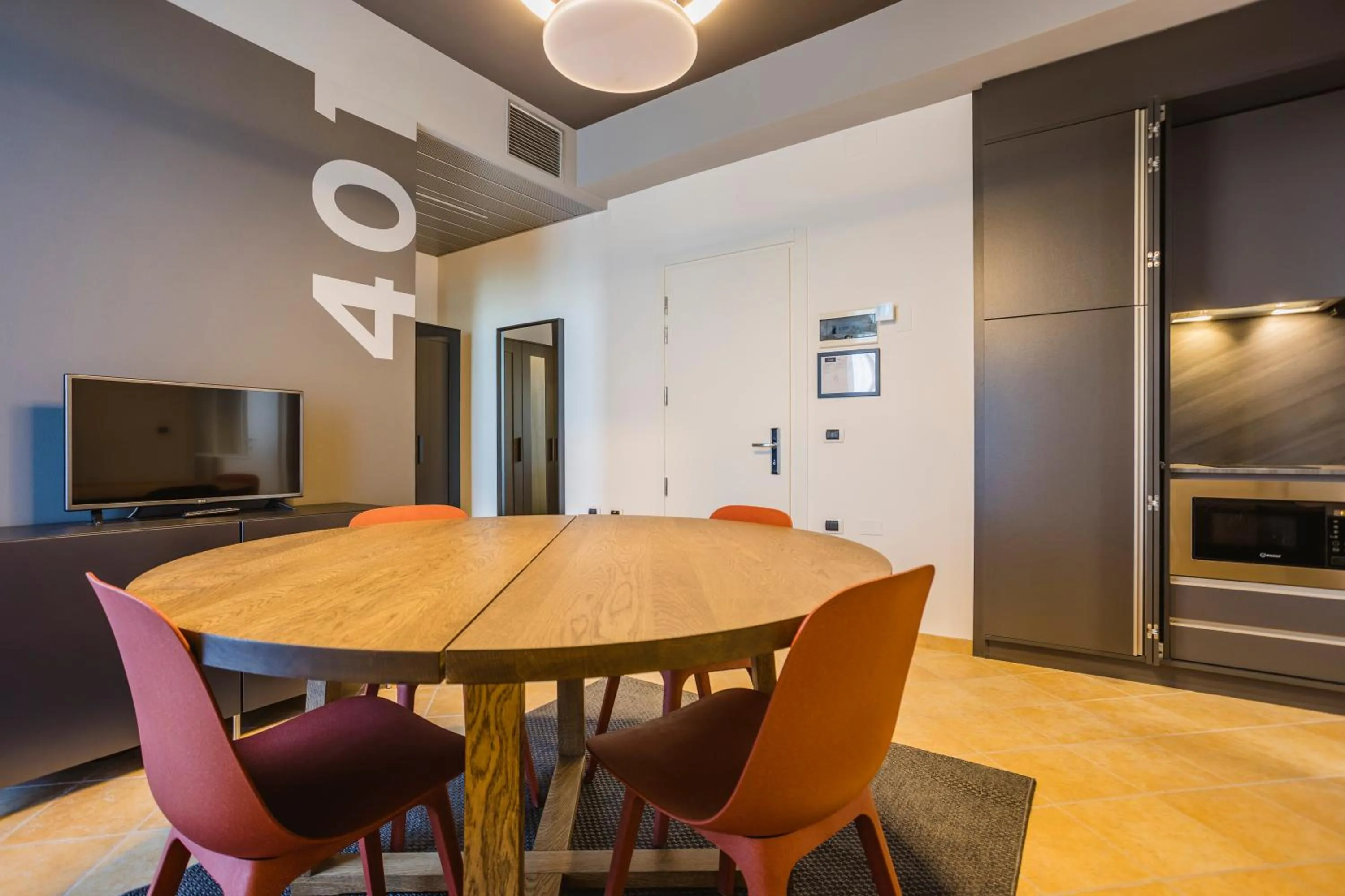 Communal lounge/ TV room in Residence 9 Line