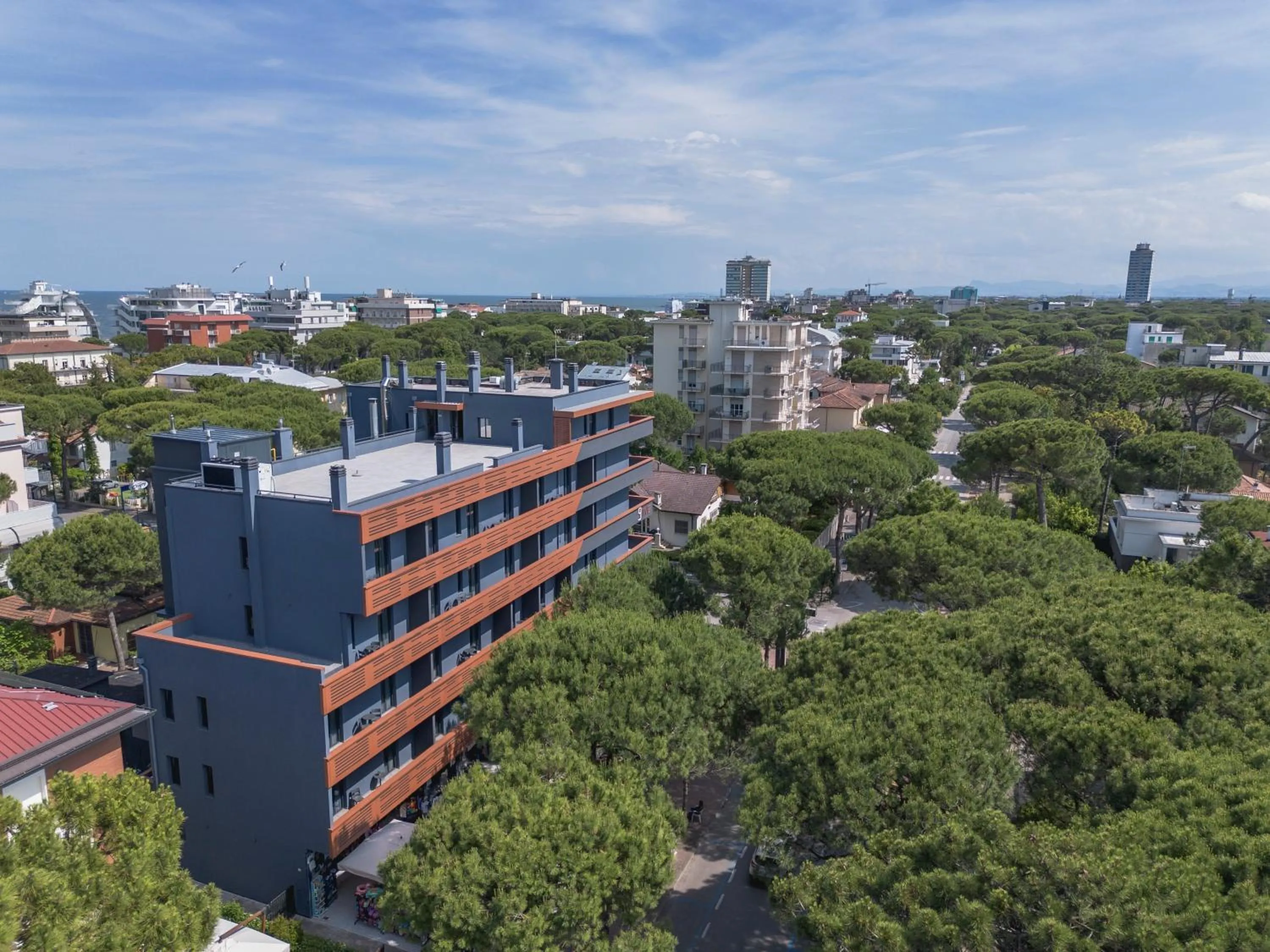 Neighbourhood in Residence 9 Line