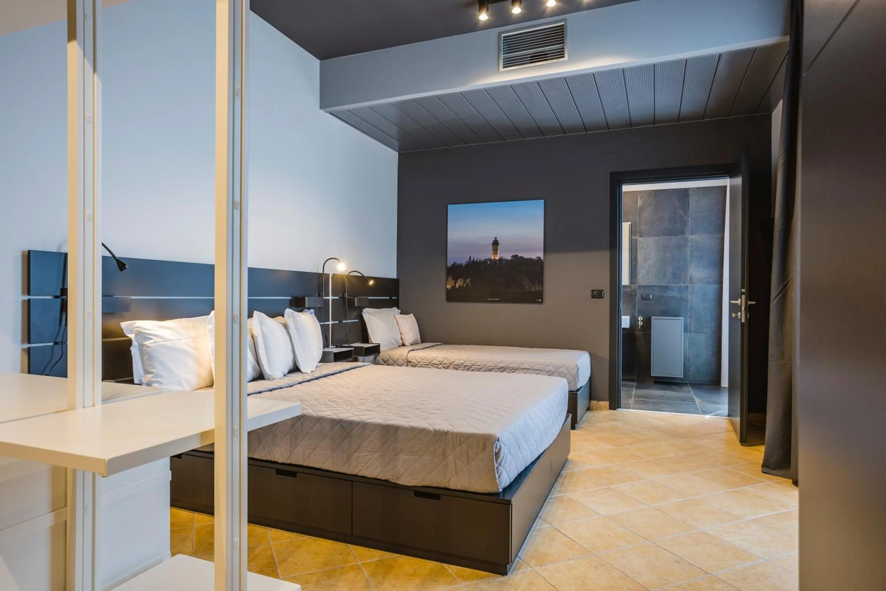 Bed in Residence 9 Line