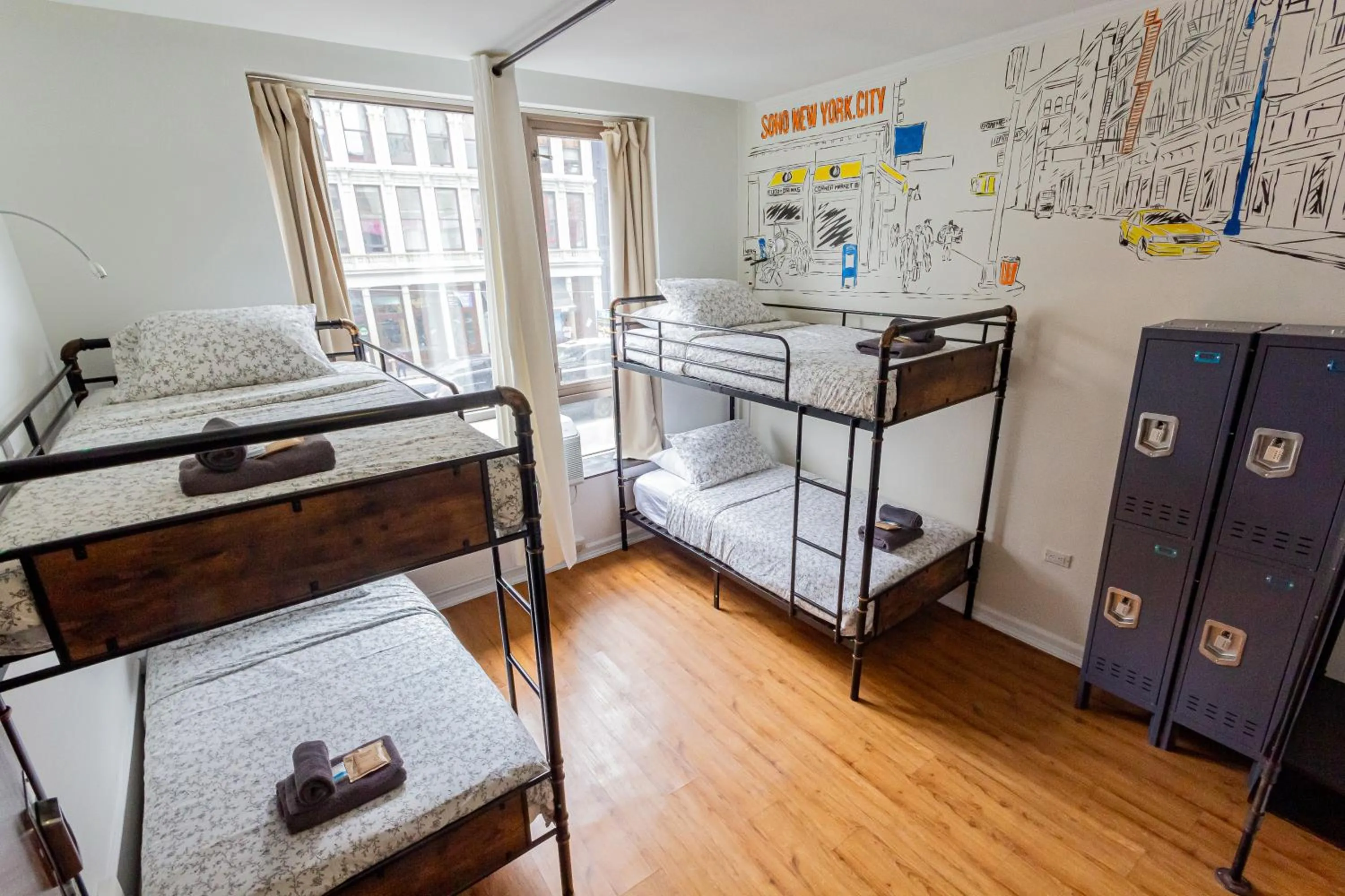 bunk bed, Bed in JG Sohotel