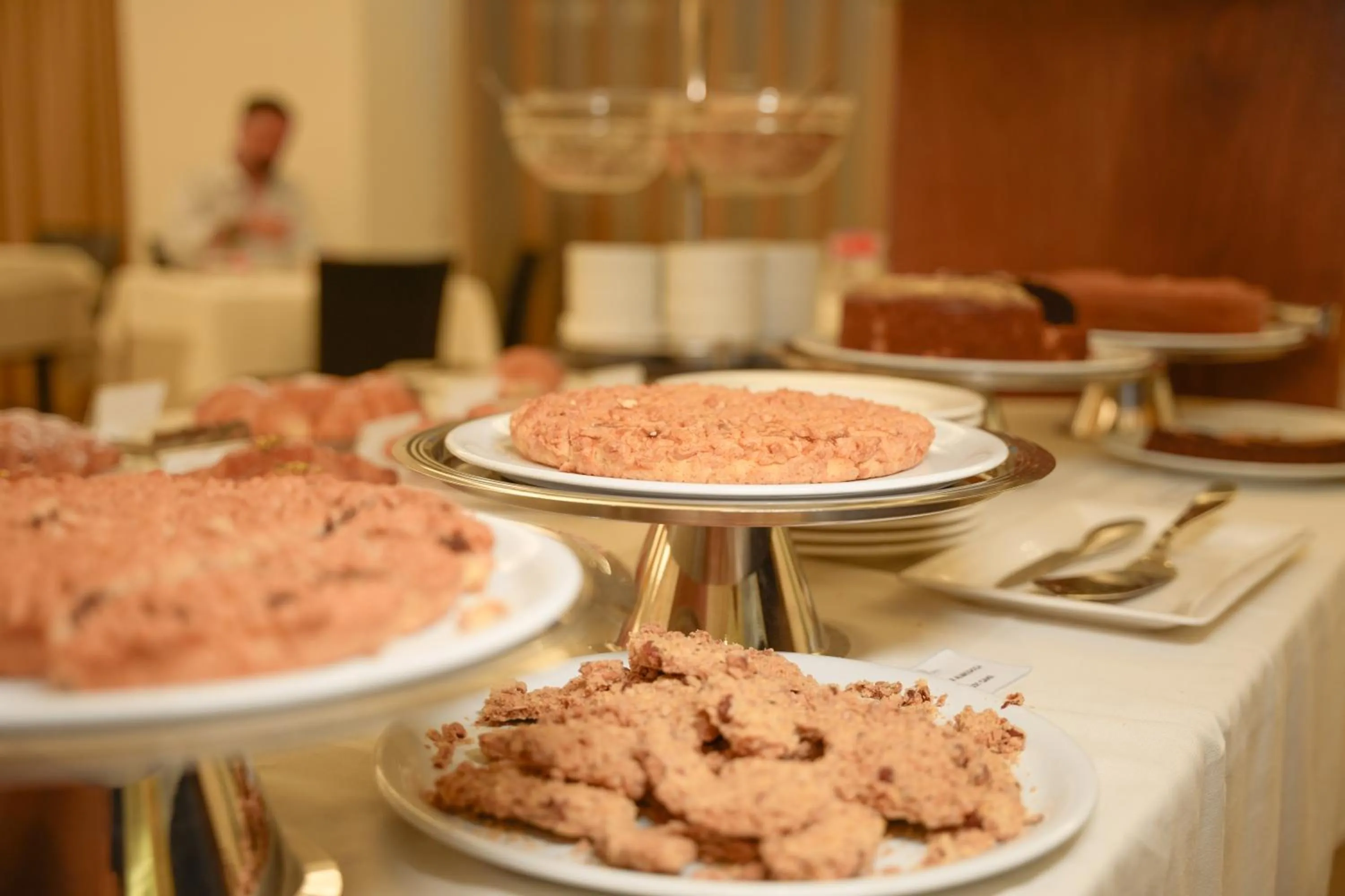 Restaurant/places to eat in Hotel Europa