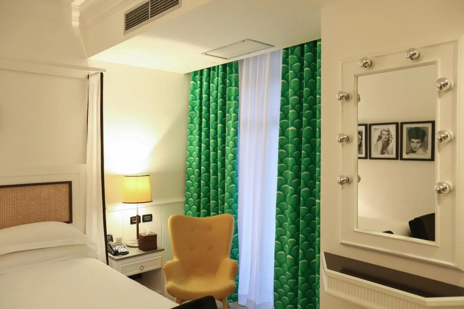 Bedroom, Bed in Boutique Hotel Esplanade