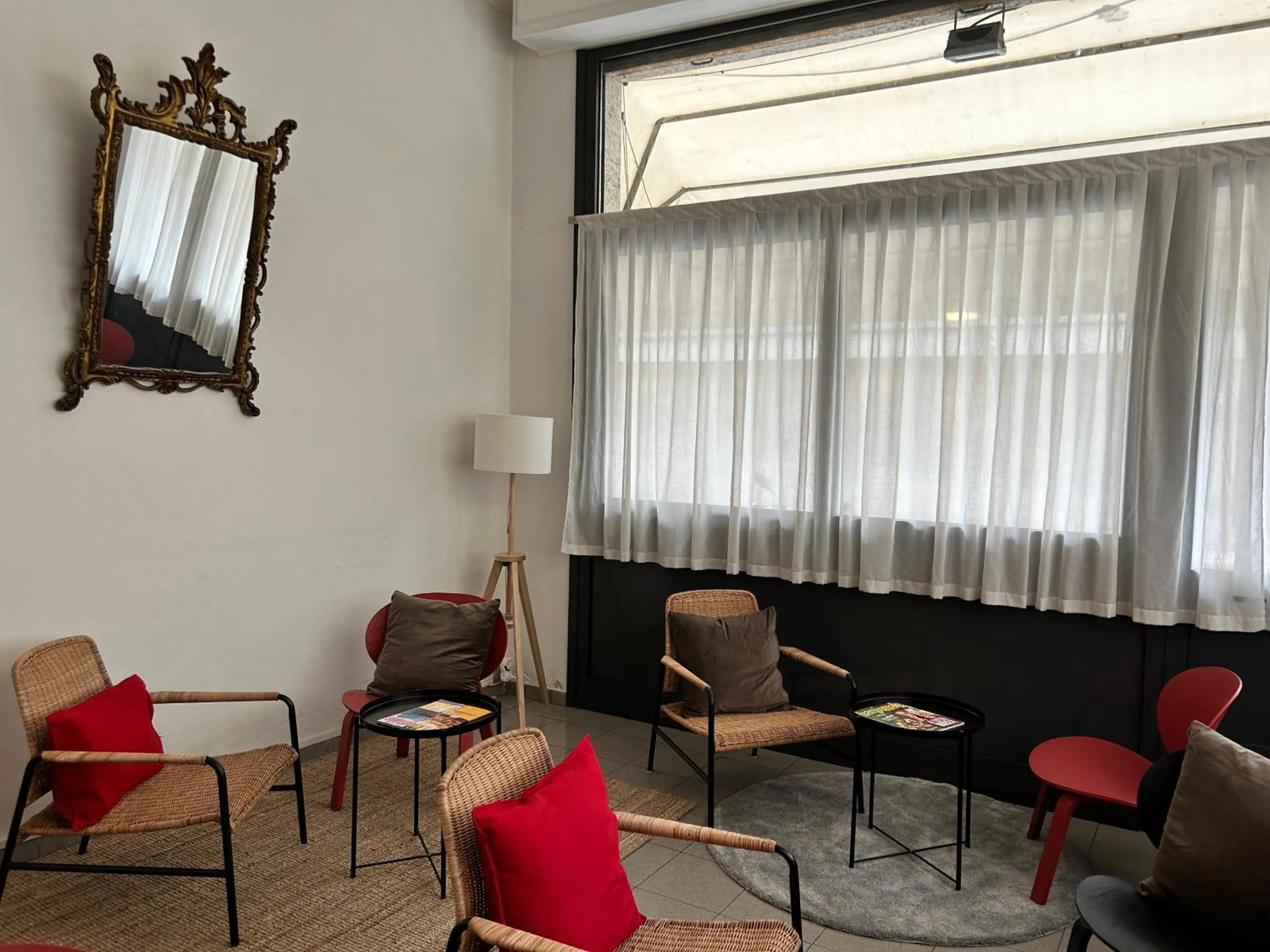 Lounge or bar in Hotel Cecile