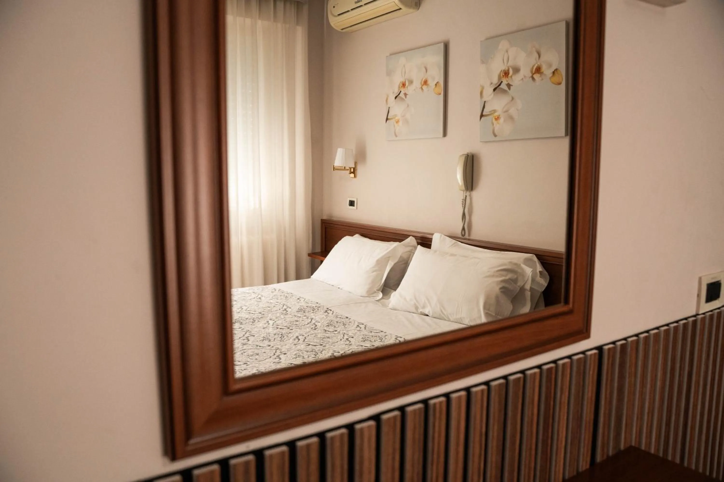 Bed in Hotel Marconi