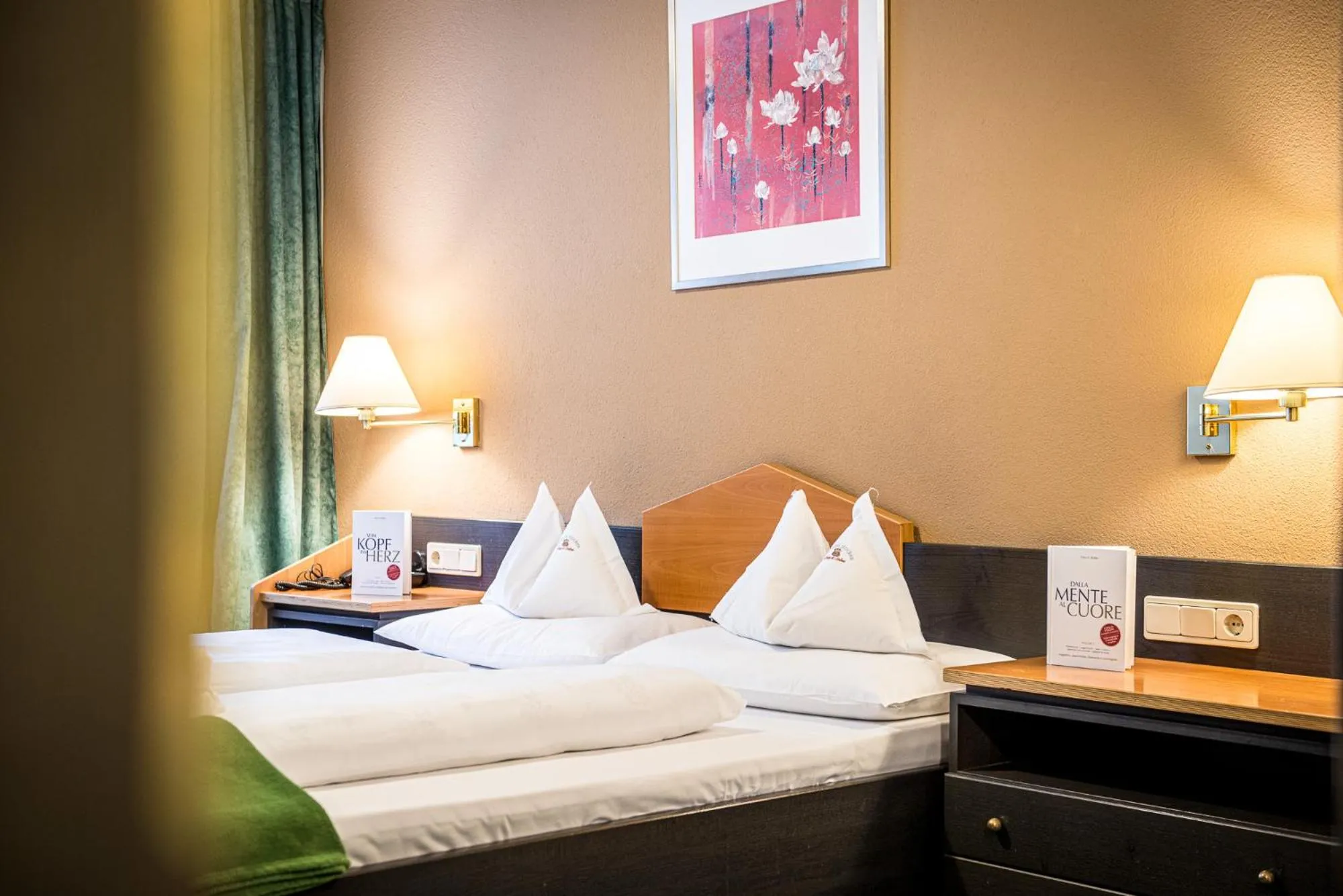 Bed in Alphotel Stocker Alpine Wellnesshotel