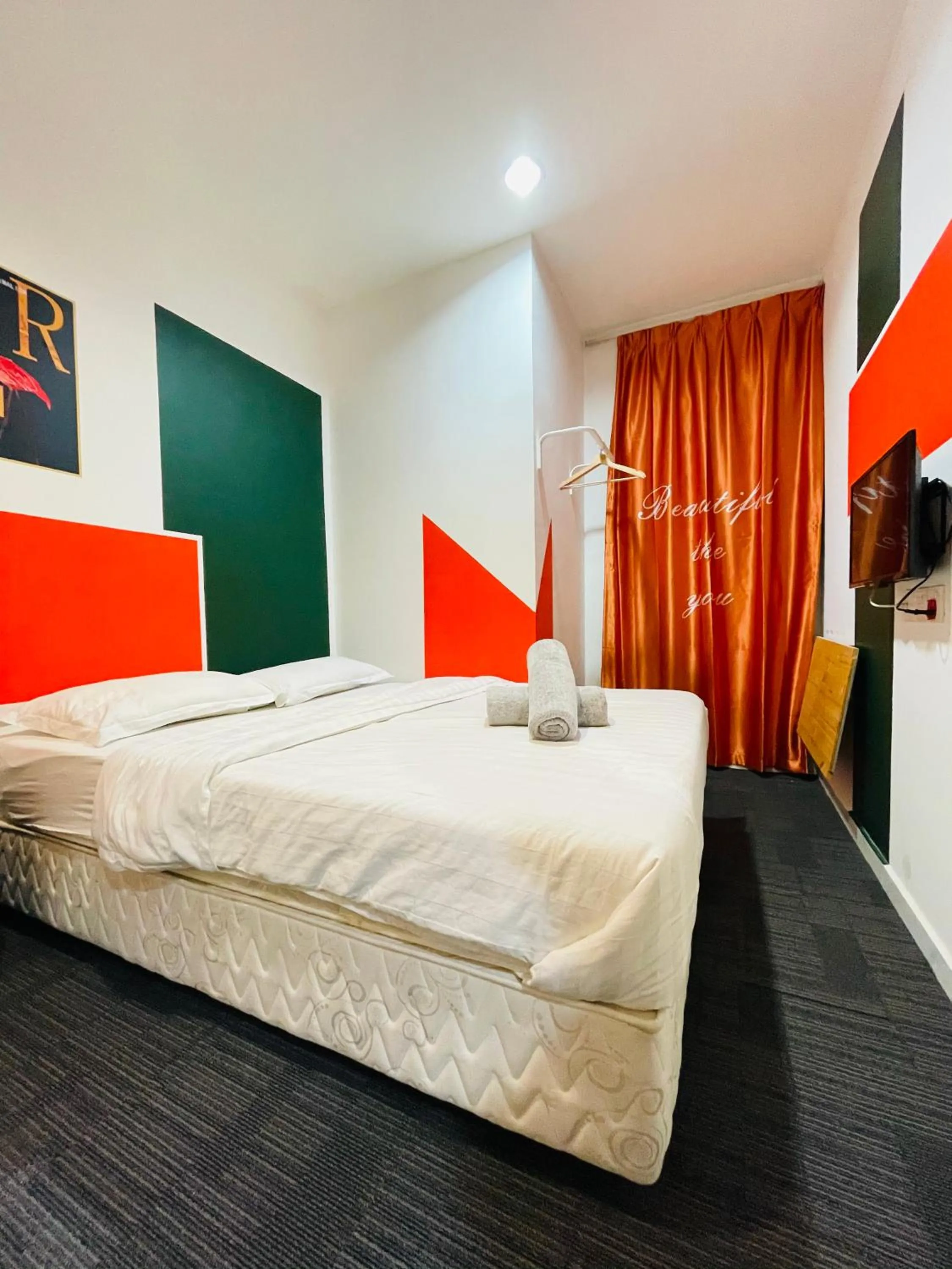 Deluxe Queen Room in Allbes Parklands Hotel