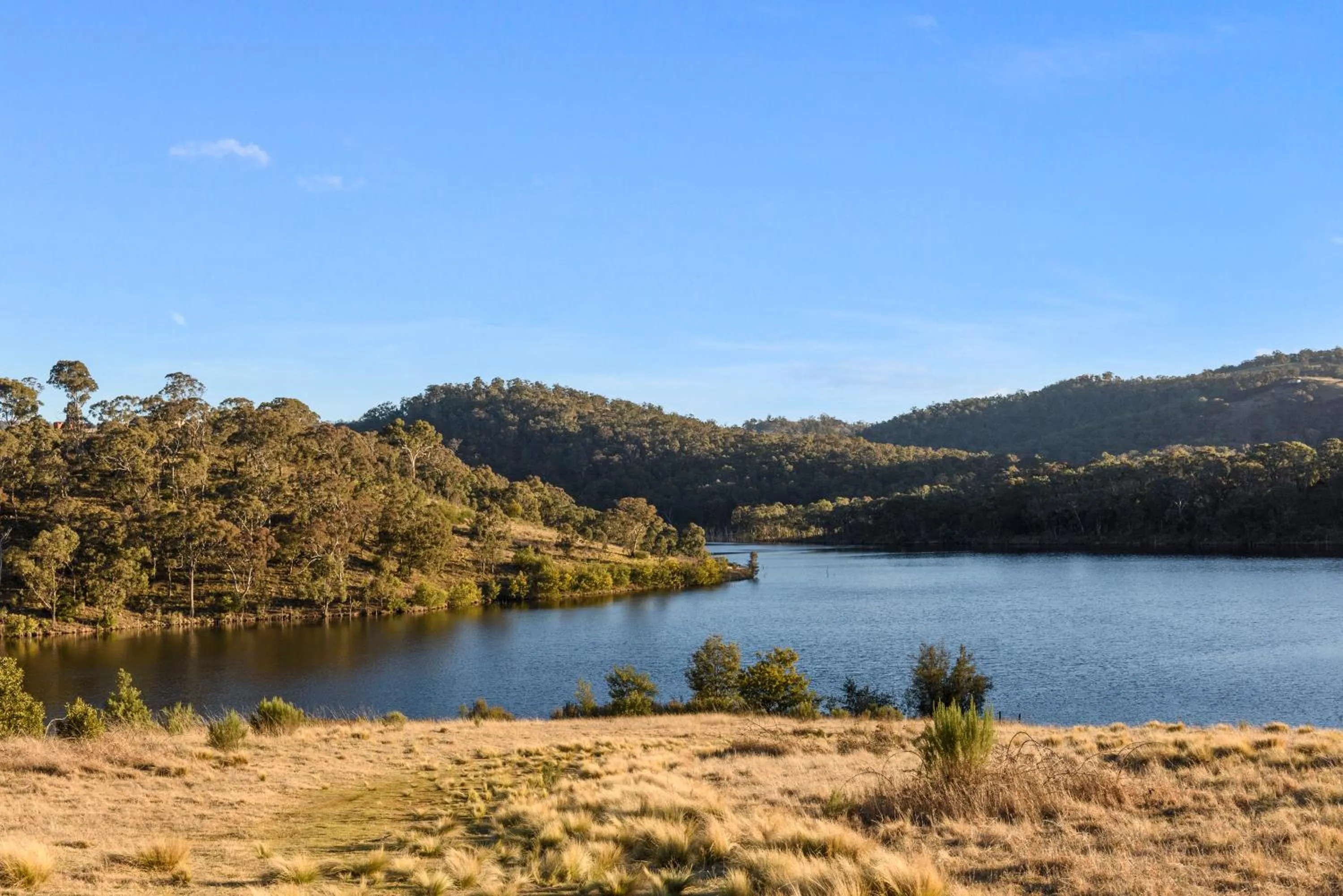 Lake view in Eagle View Escape