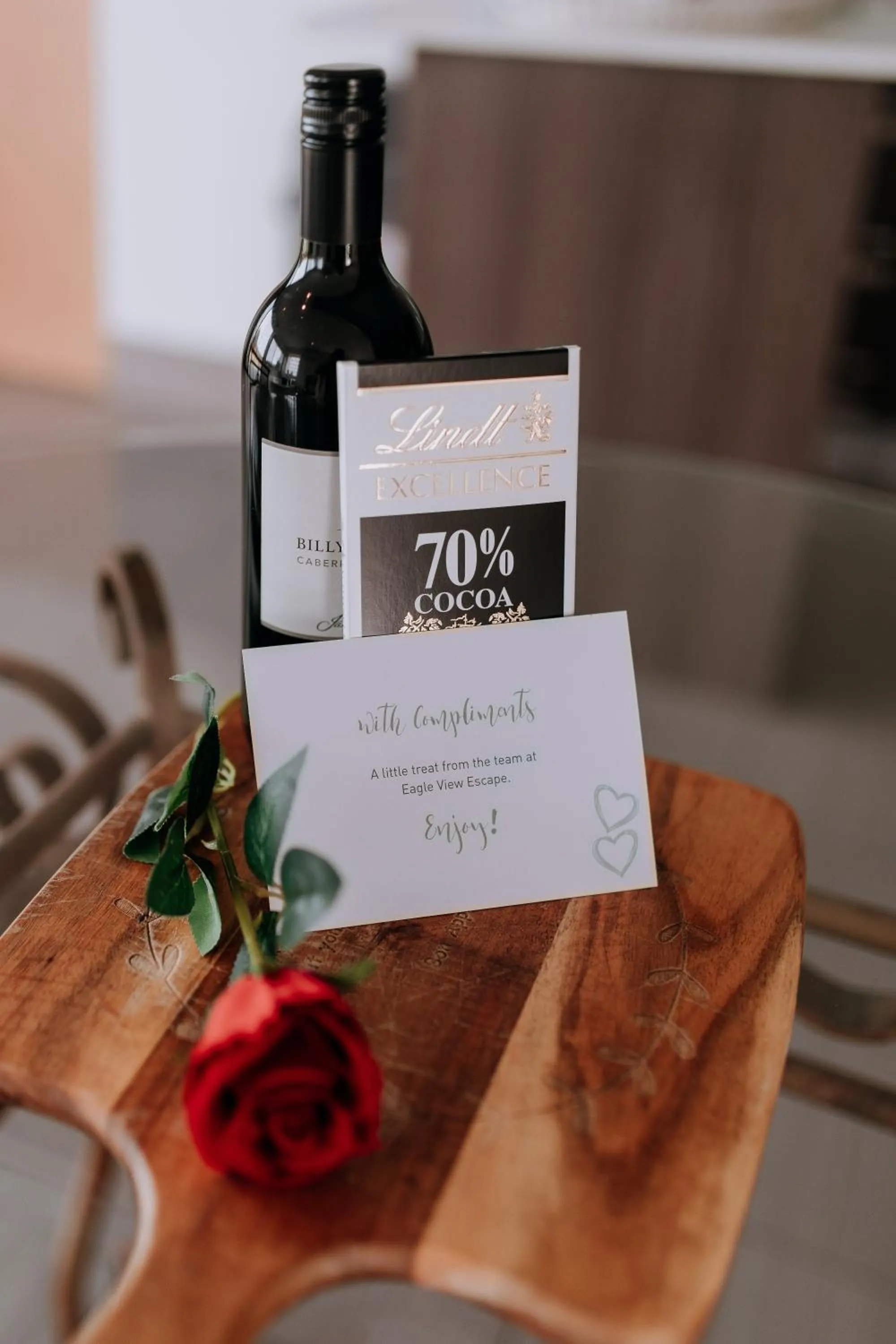 Food and drinks in Eagle View Escape