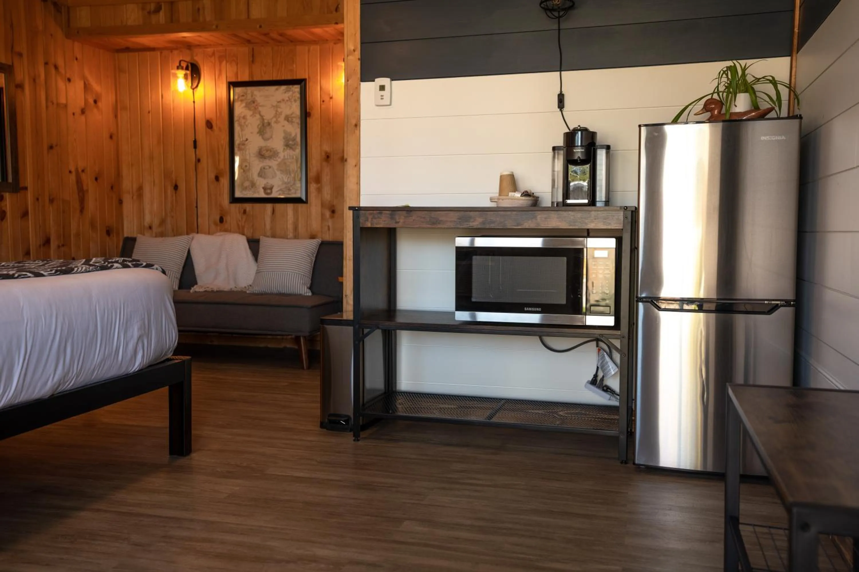 Bed in Columbia Point Resort