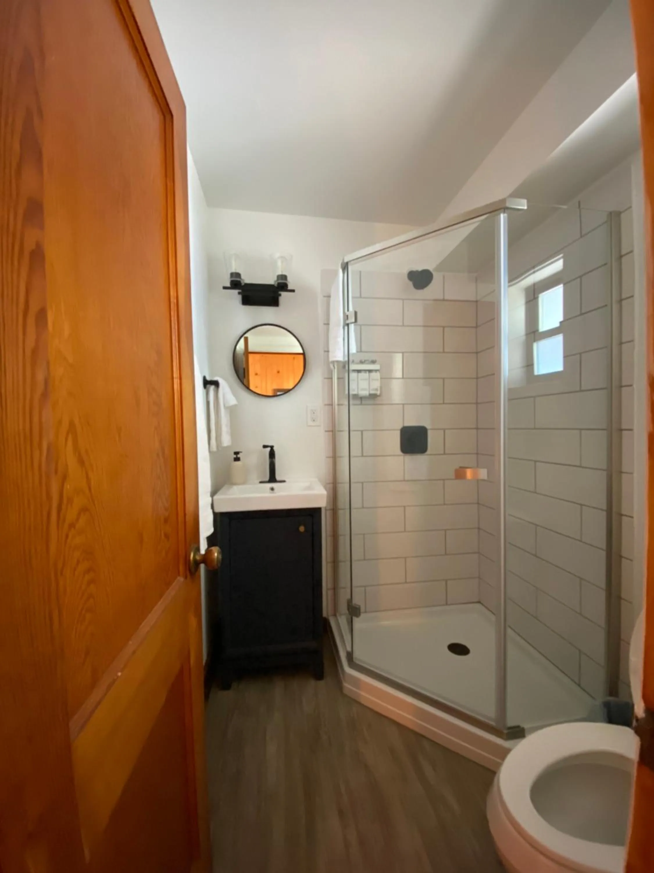 Columbia Point Resort