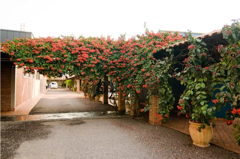 Facade/entrance in Vila Romana Park Hotel