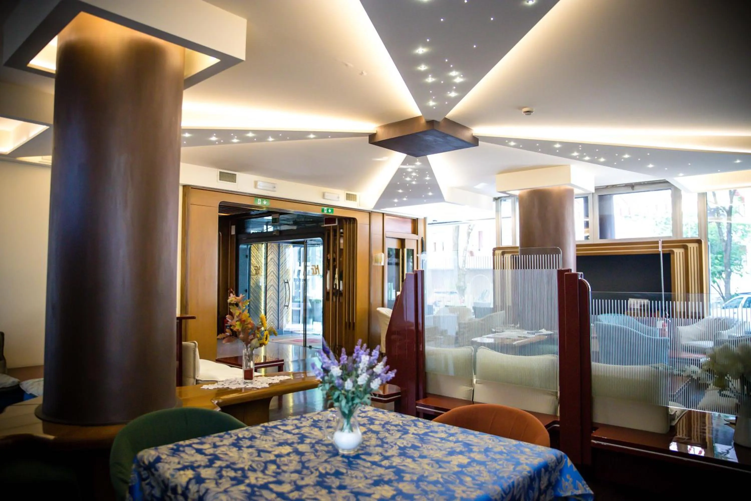 Communal lounge/ TV room in Hotel Citta' Di Conegliano