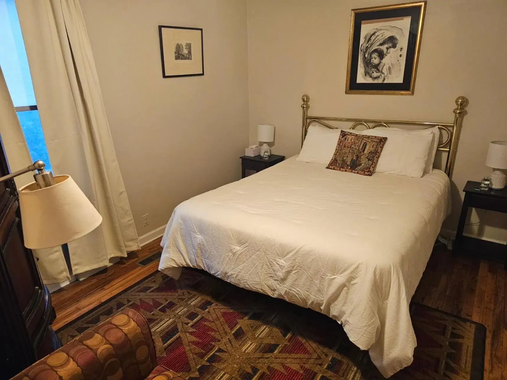 Deluxe Queen Suite in Come As You Are Inn LLC Deluxe Queen Suite in Come As You Are Inn LLC